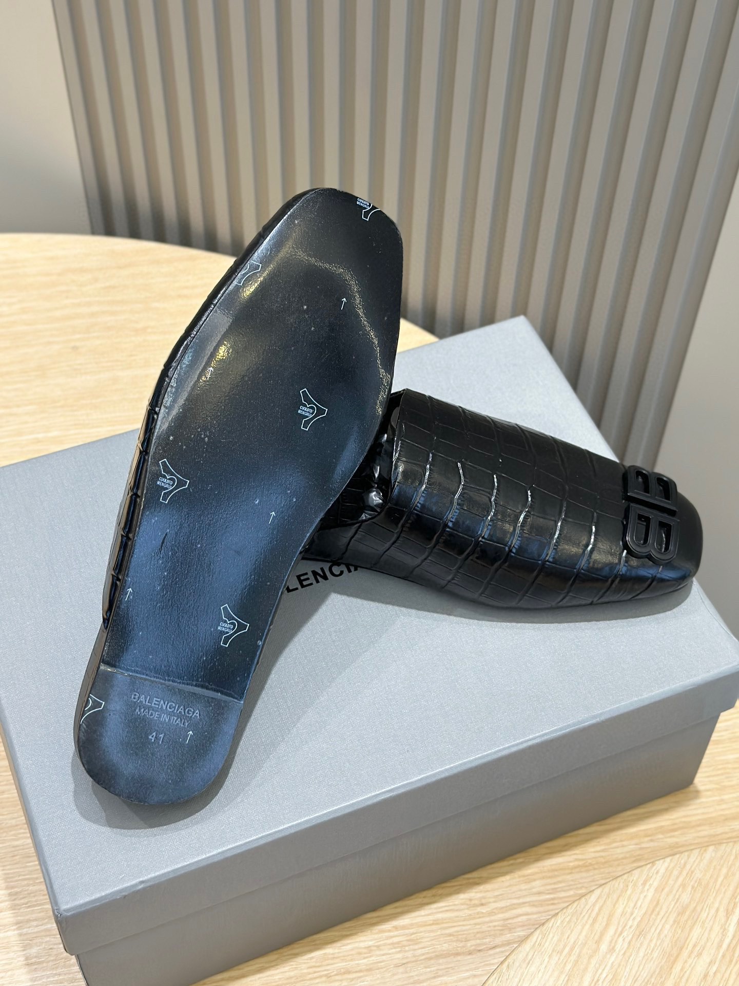 Male Basic Shoes Black S