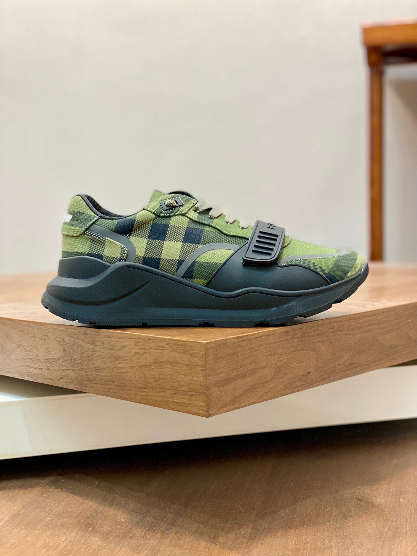 Burberry Male Sneakers Breathable M-l-s