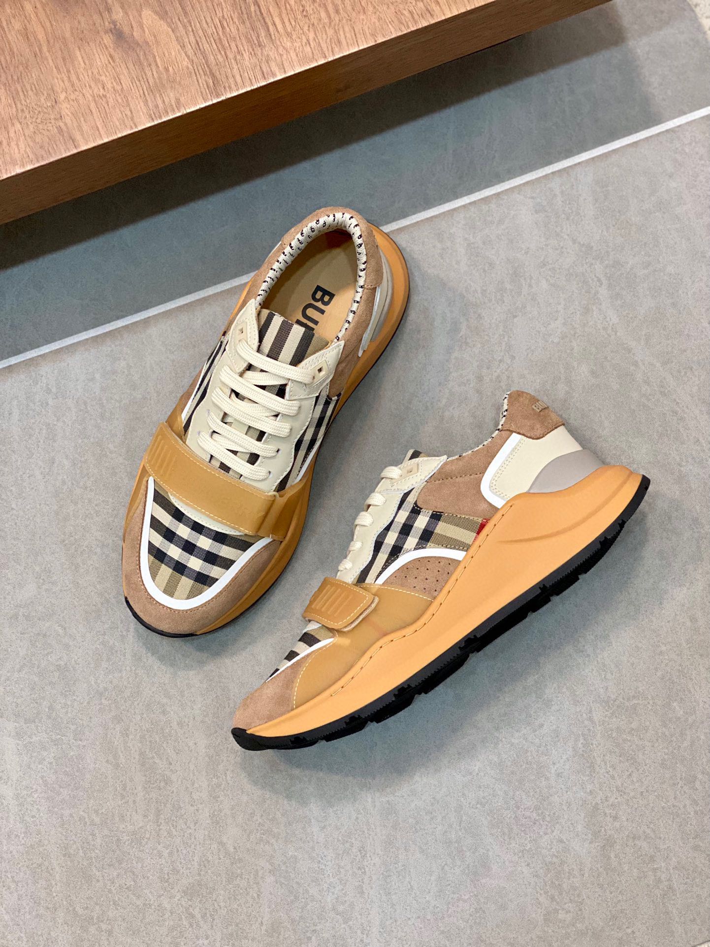 Burberry Male Sneakers Breathable M-l-s