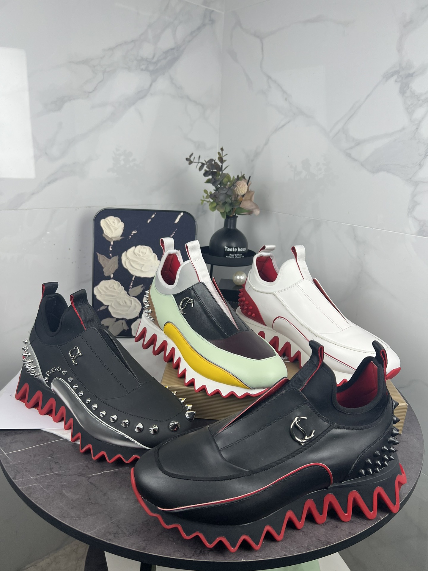 Couple Basic Shoes Breathable L