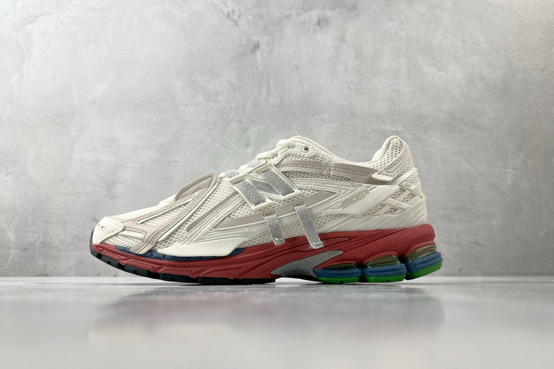 New Balance Basic Shoes L