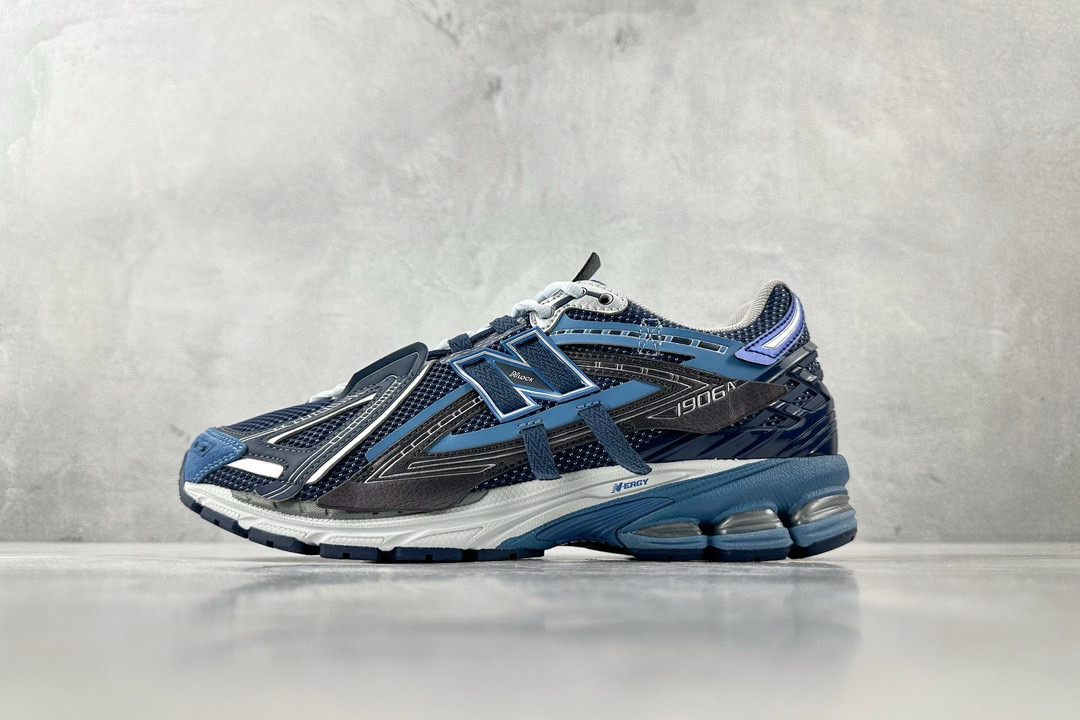 New Balance Basic Shoes L