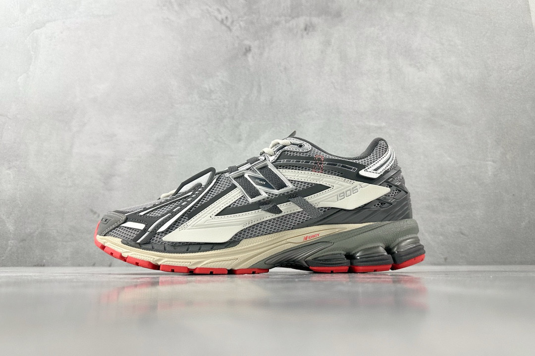 New Balance Basic Shoes L