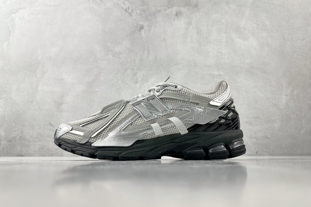 New Balance Basic Shoes L