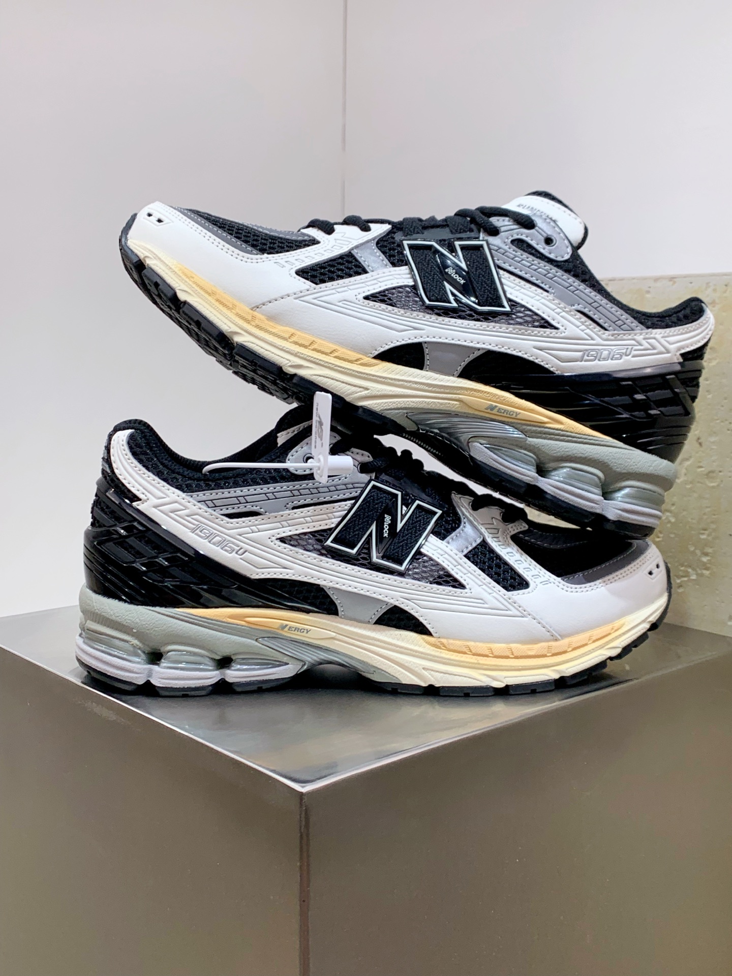 New Balance Running Shoes Breathable M-l