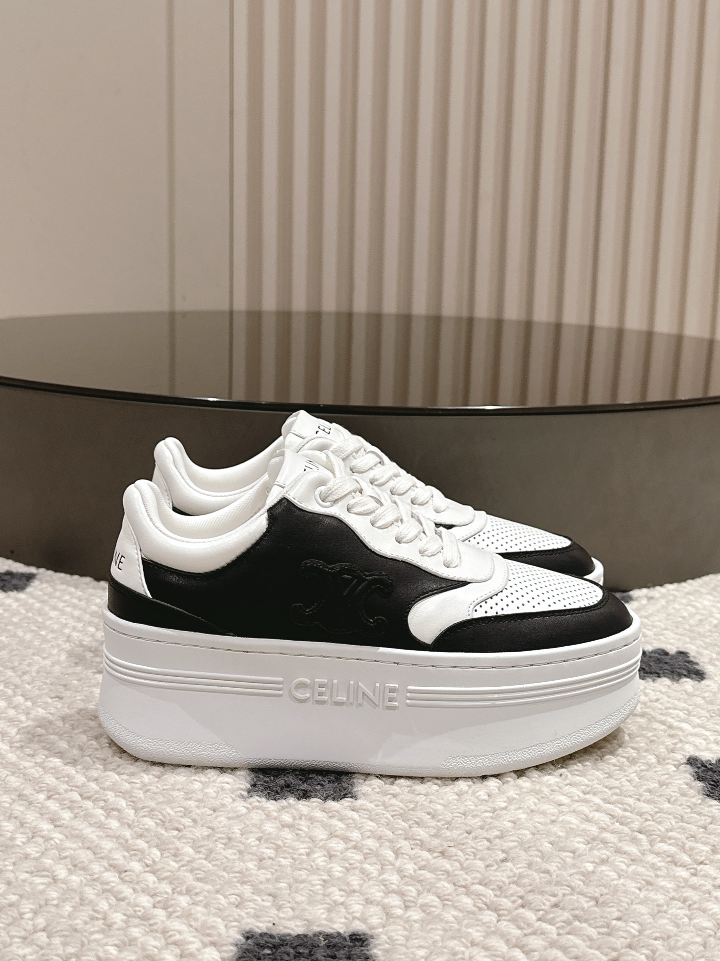 Celine Female Board Shoes L