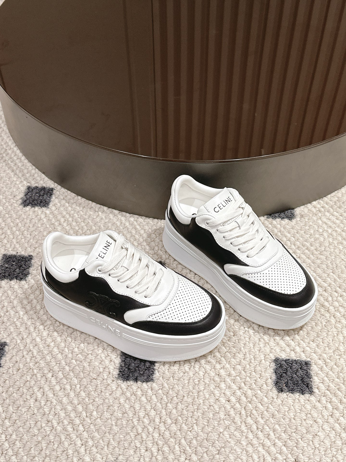 Celine Female Board Shoes L