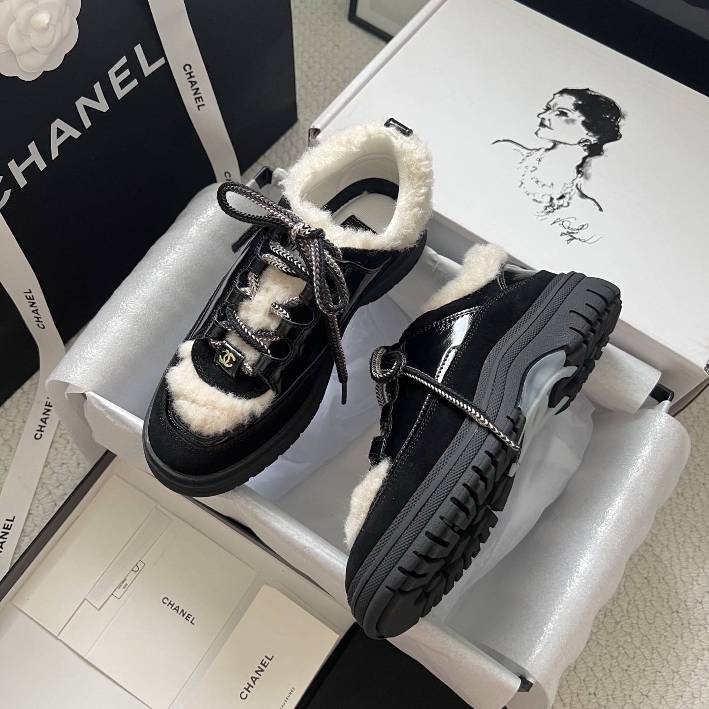 Chanel Sneakers Mesh Breathable L-s