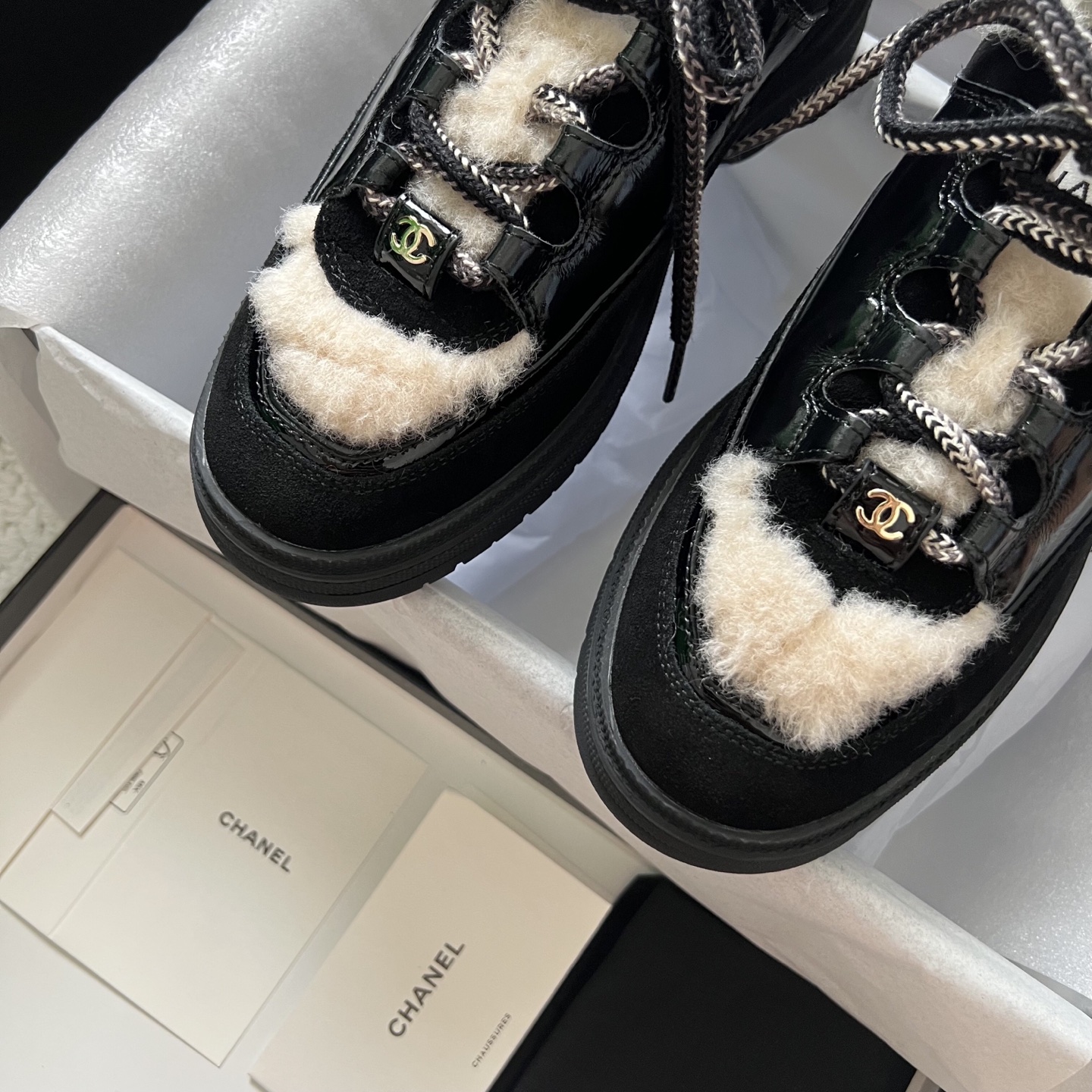 Chanel Sneakers Mesh Breathable L-s