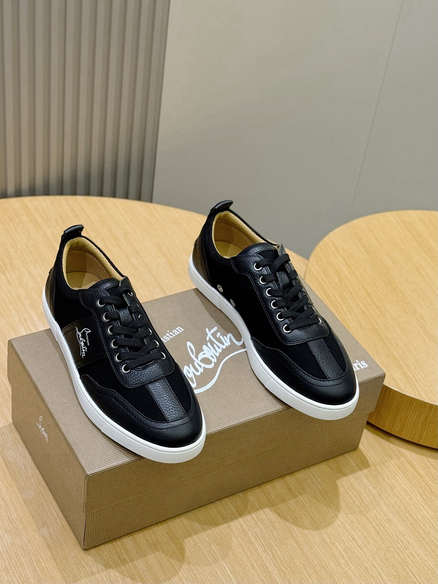 Male Sneakers Red L-s