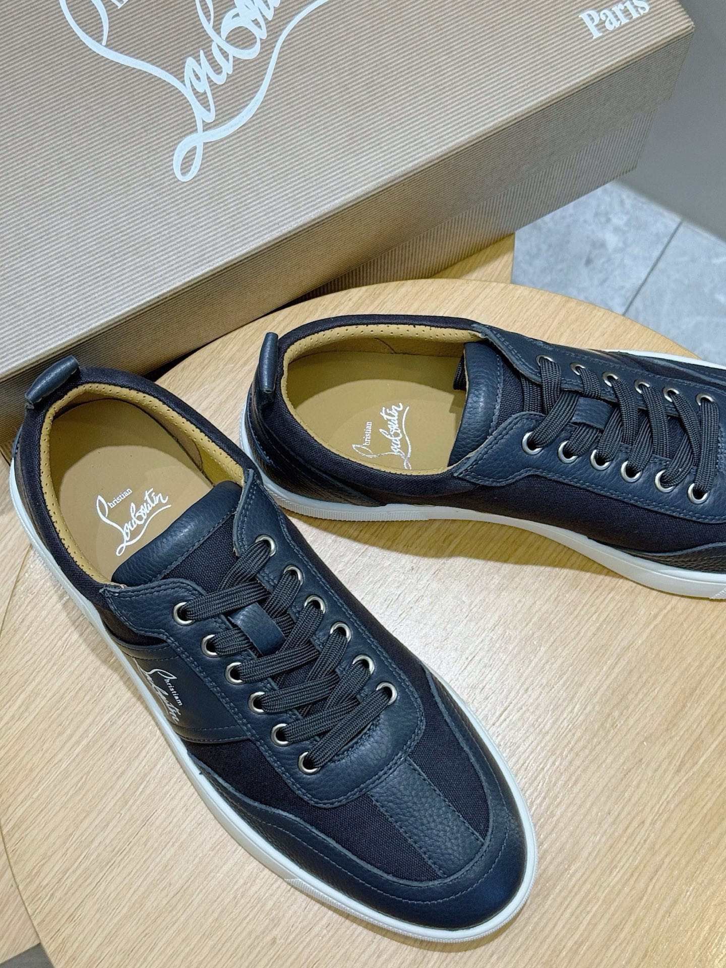 Male Sneakers Red L-s