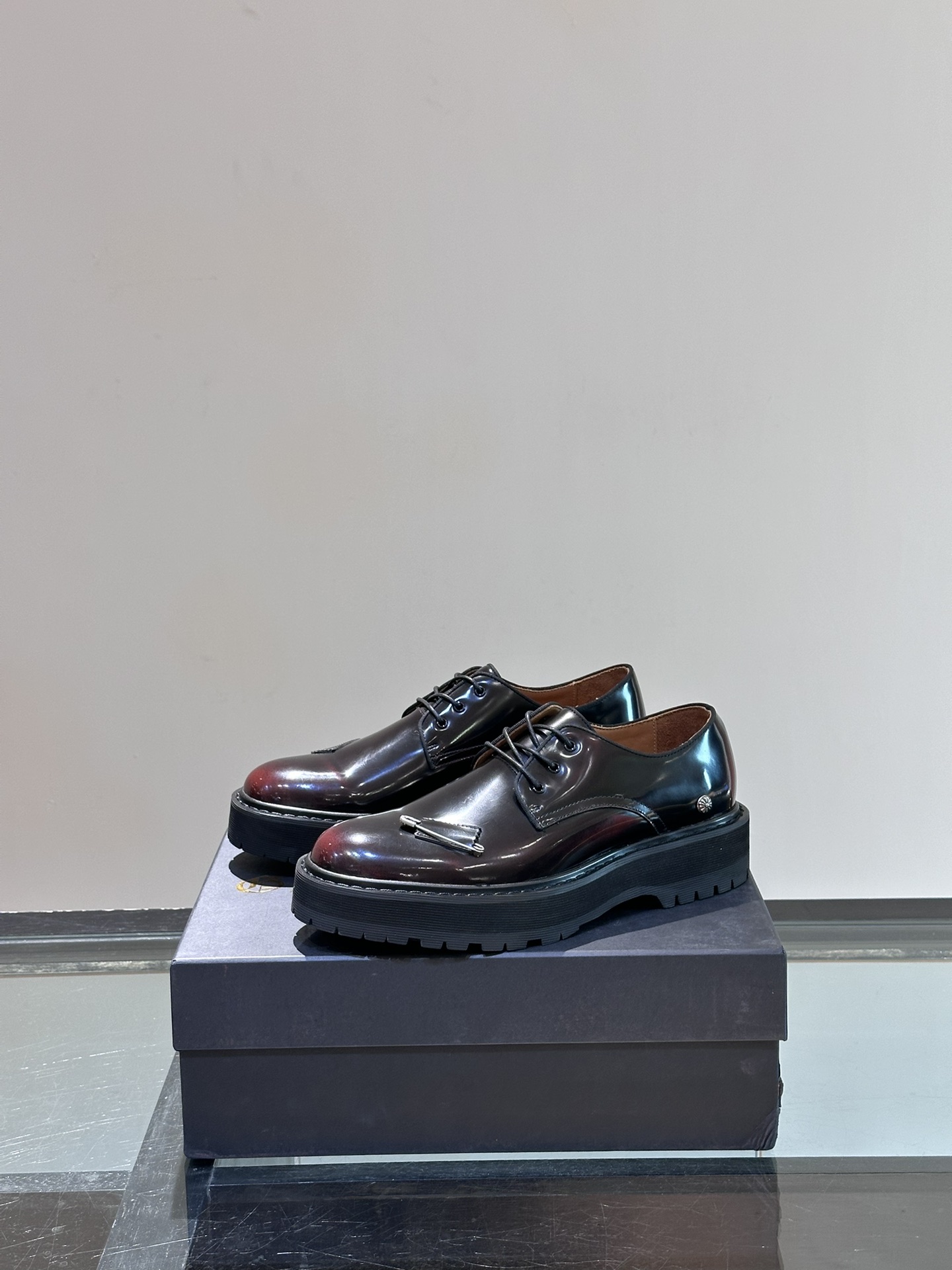 Croix Leather Shoes M-l-s