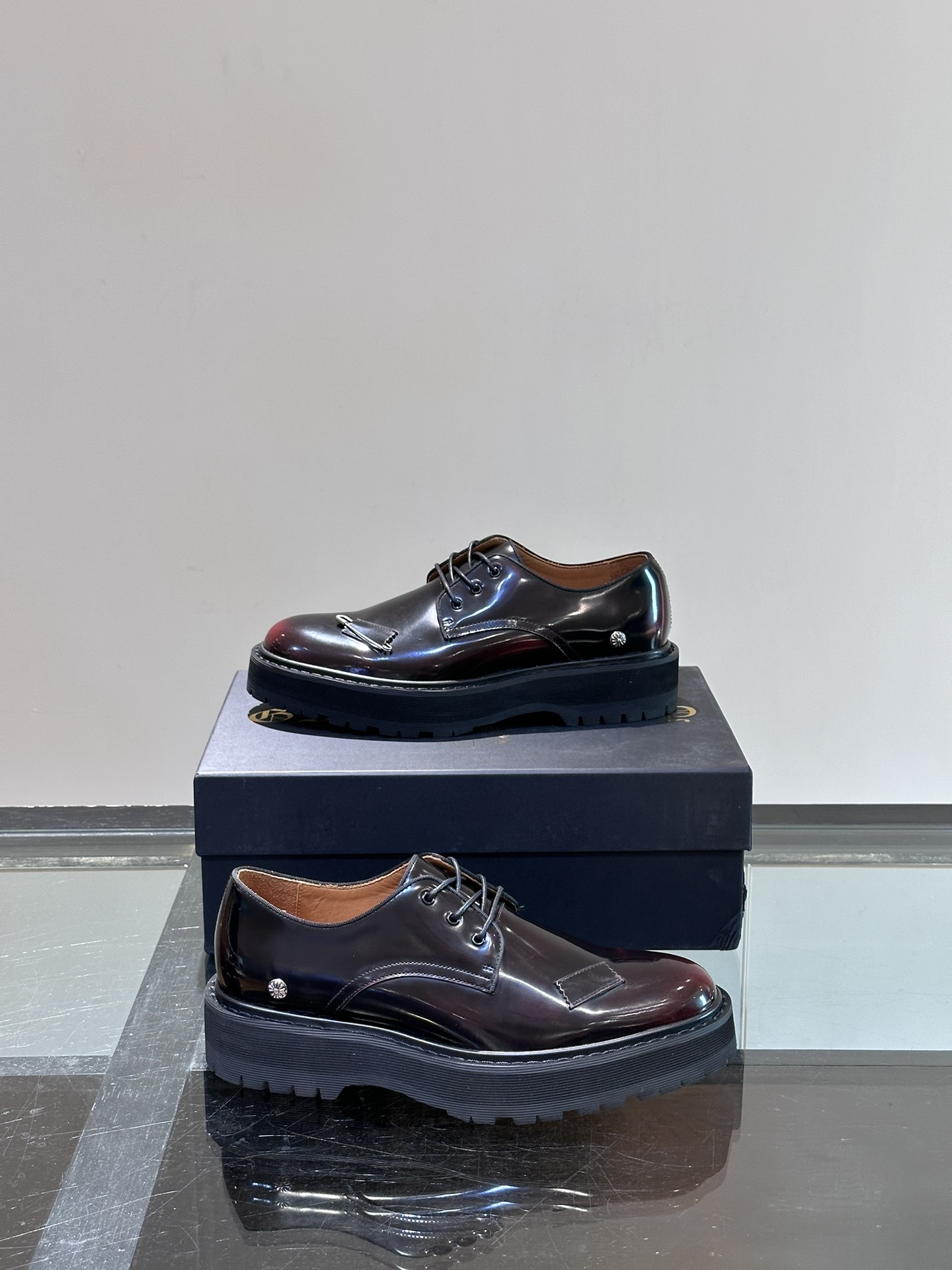 Croix Leather Shoes M-l-s