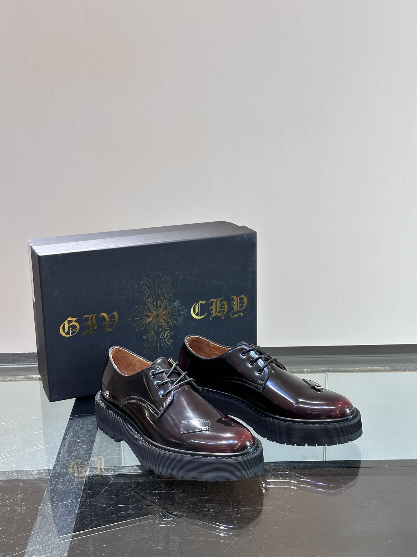 Croix Leather Shoes M-l-s