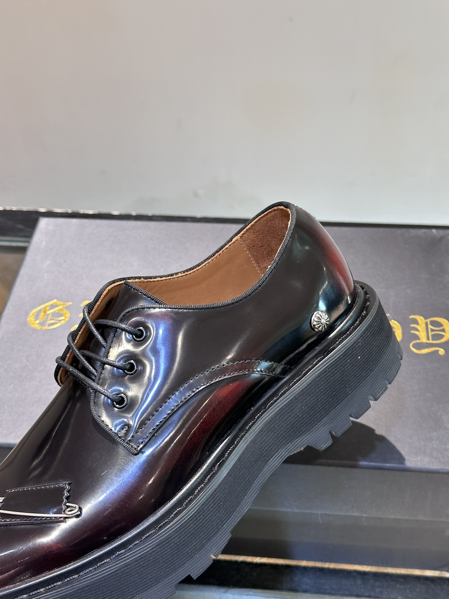 Croix Leather Shoes M-l-s