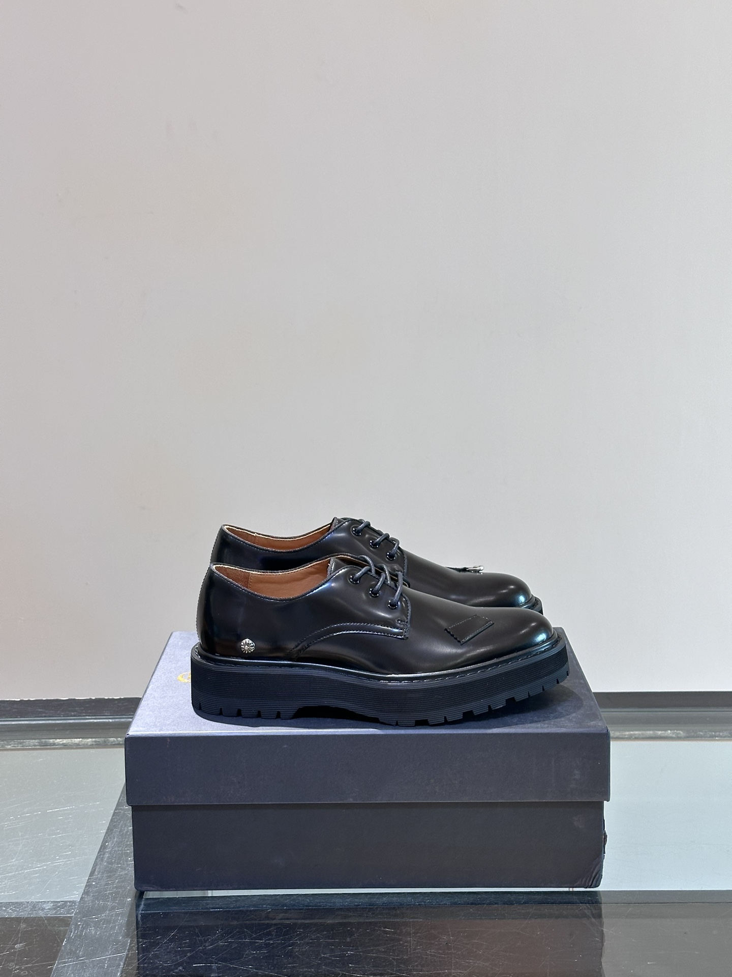 Croix Leather Shoes M-l-s