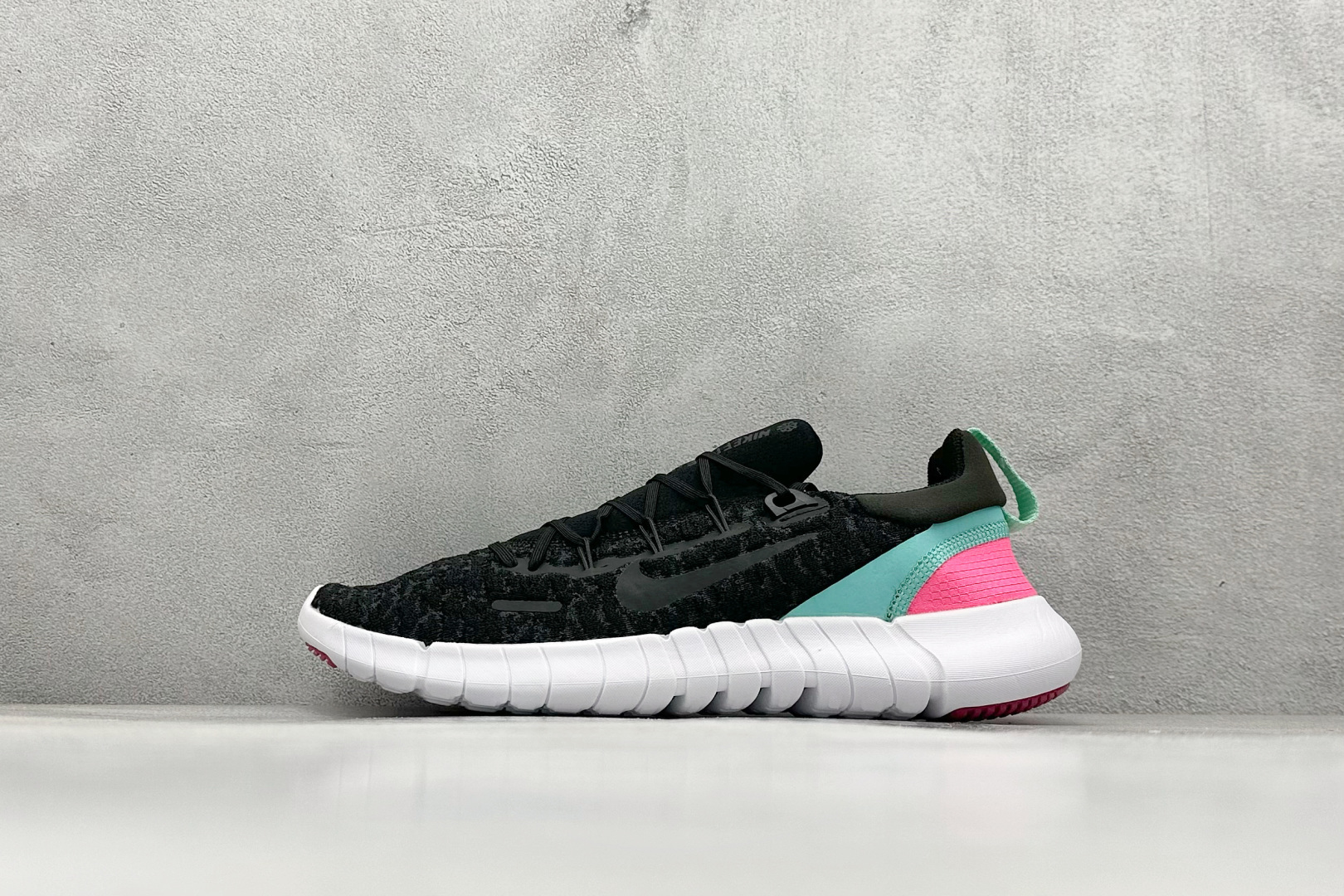 Nike Running Shoes Breathable