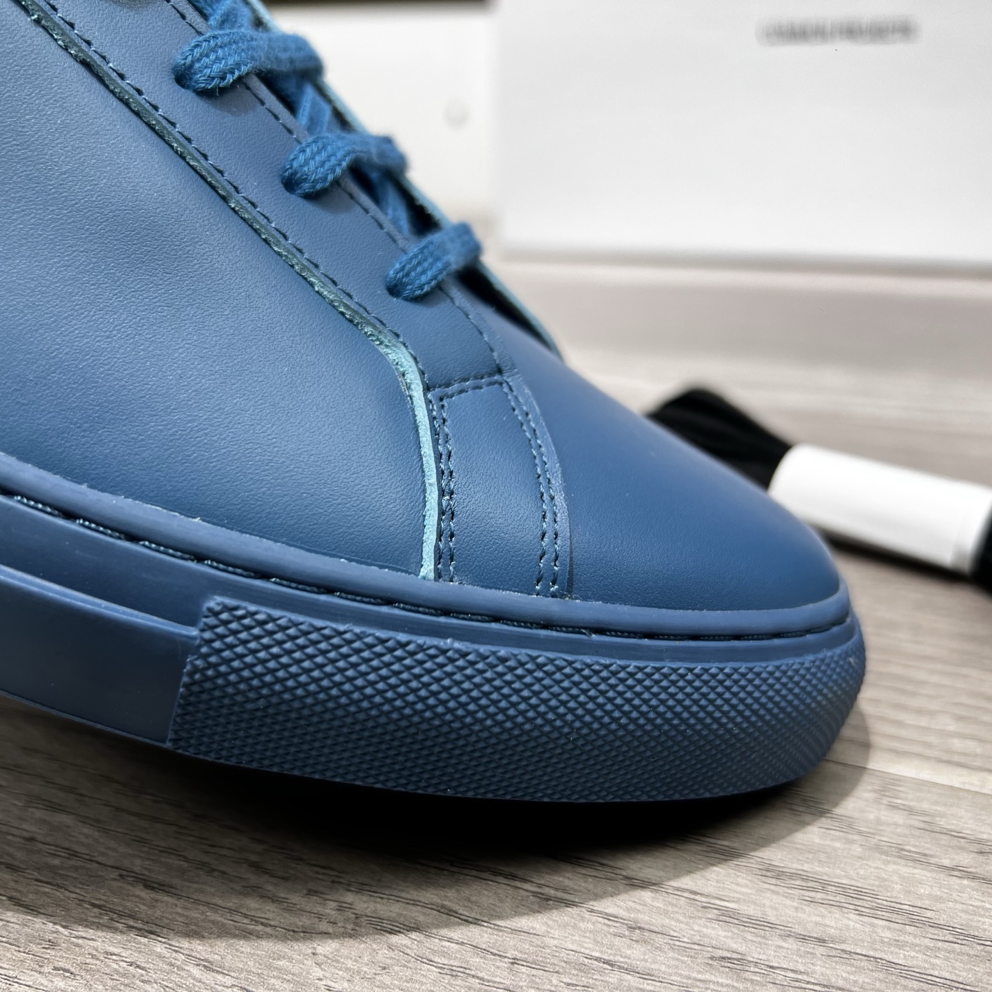 Female Basic Shoes White M-s