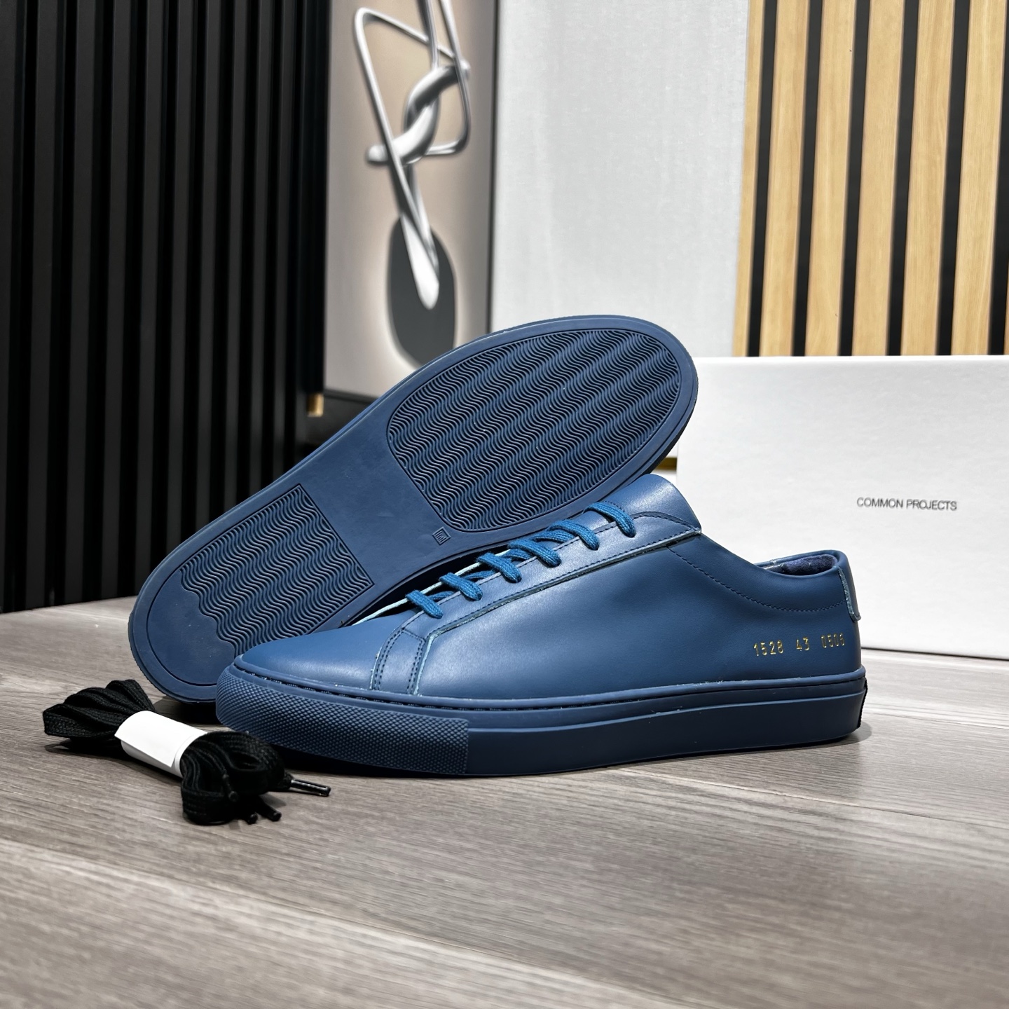 Female Basic Shoes White M-s