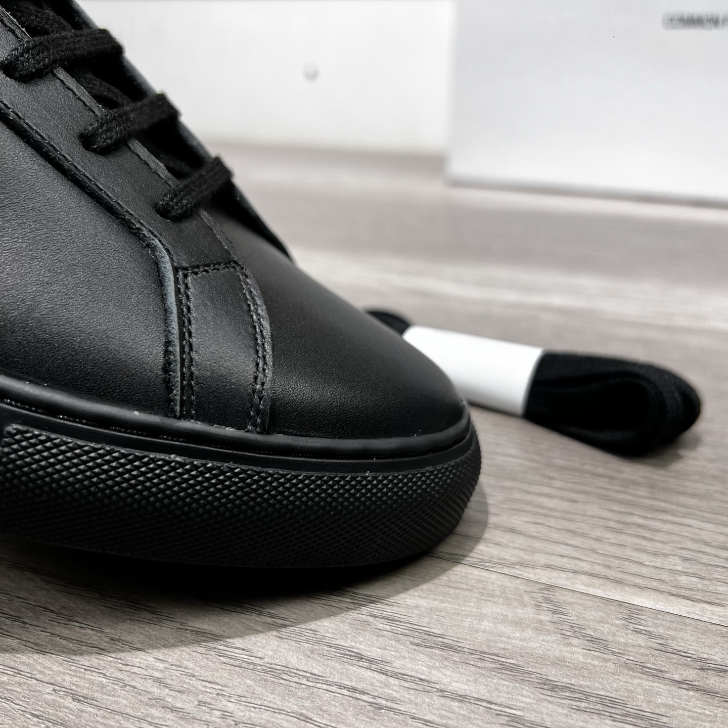 Female Basic Shoes White M-s