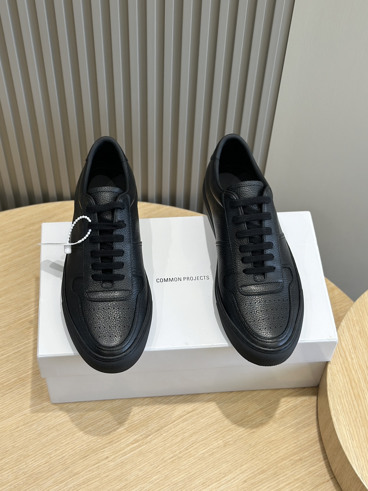 Male Basic Shoes M-s