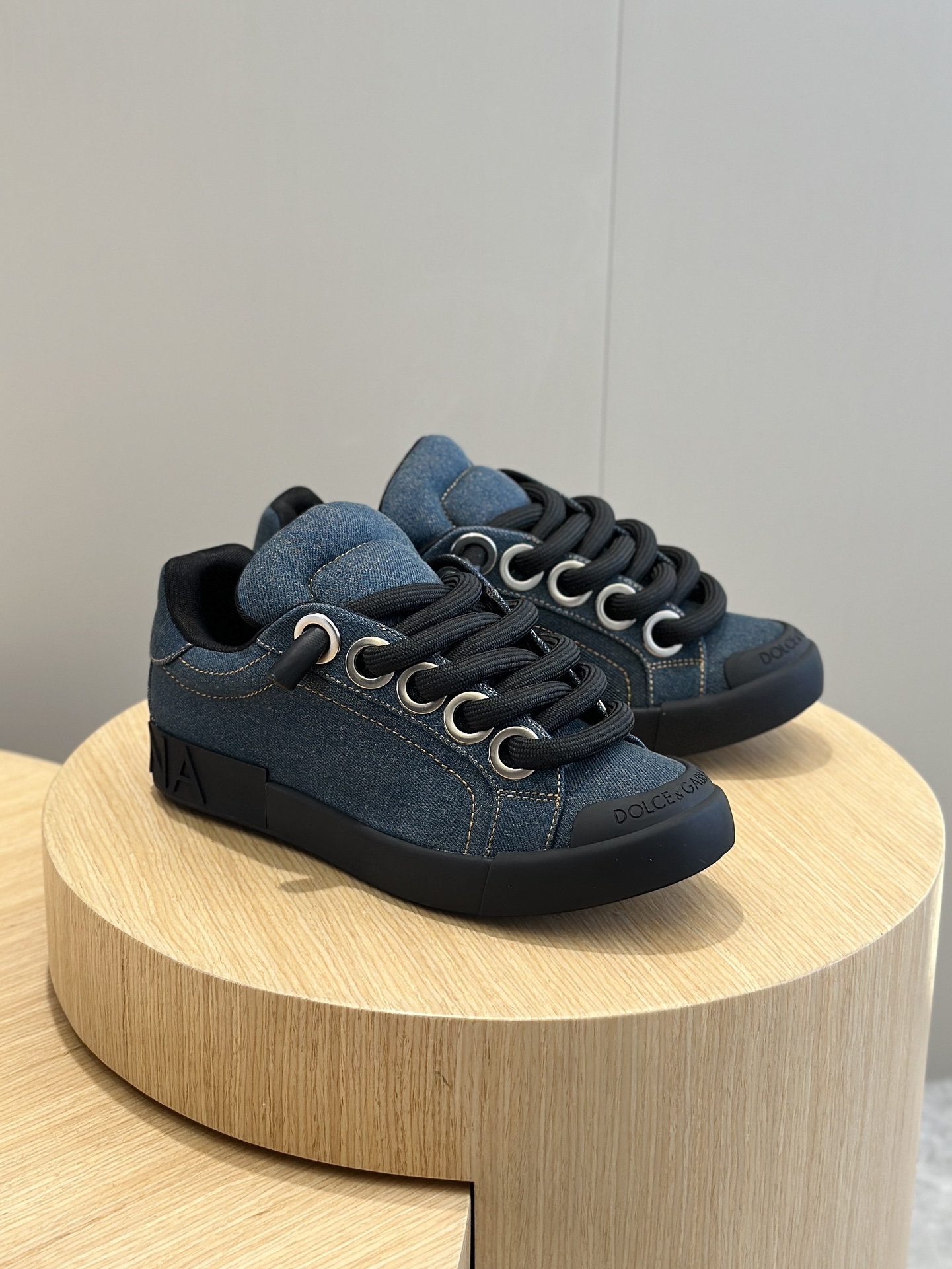 Dolce Gabbana Male Sneakers Breathable S