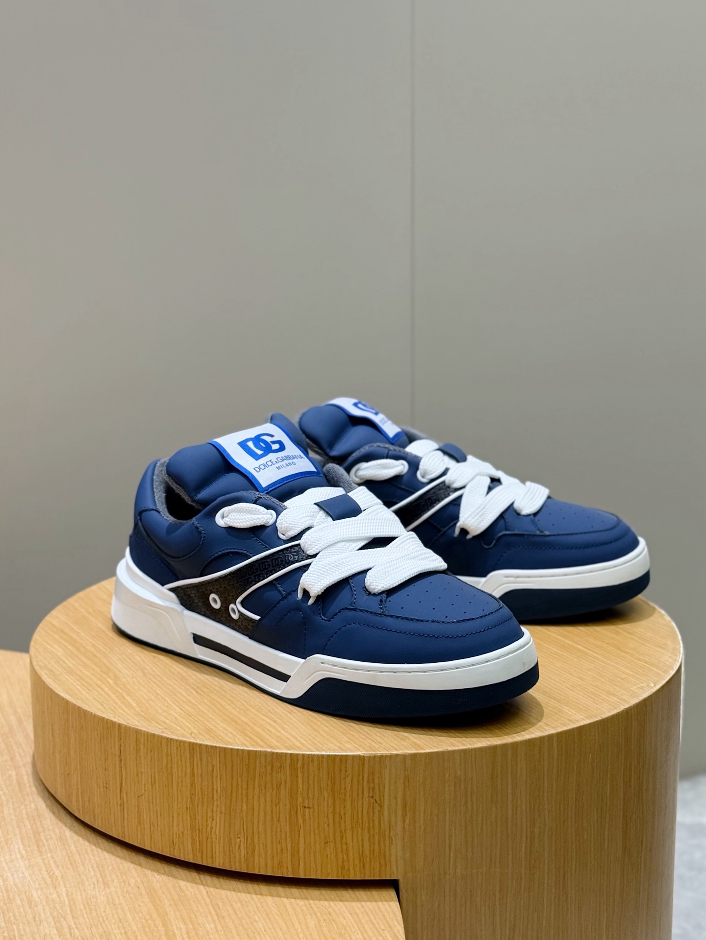 Dolce Gabbana Sneakers S