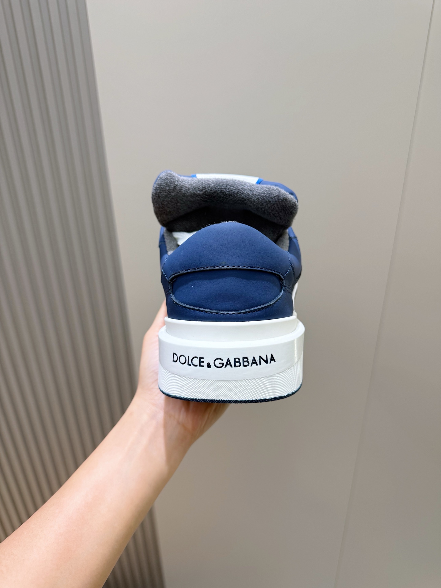 Dolce Gabbana Sneakers S