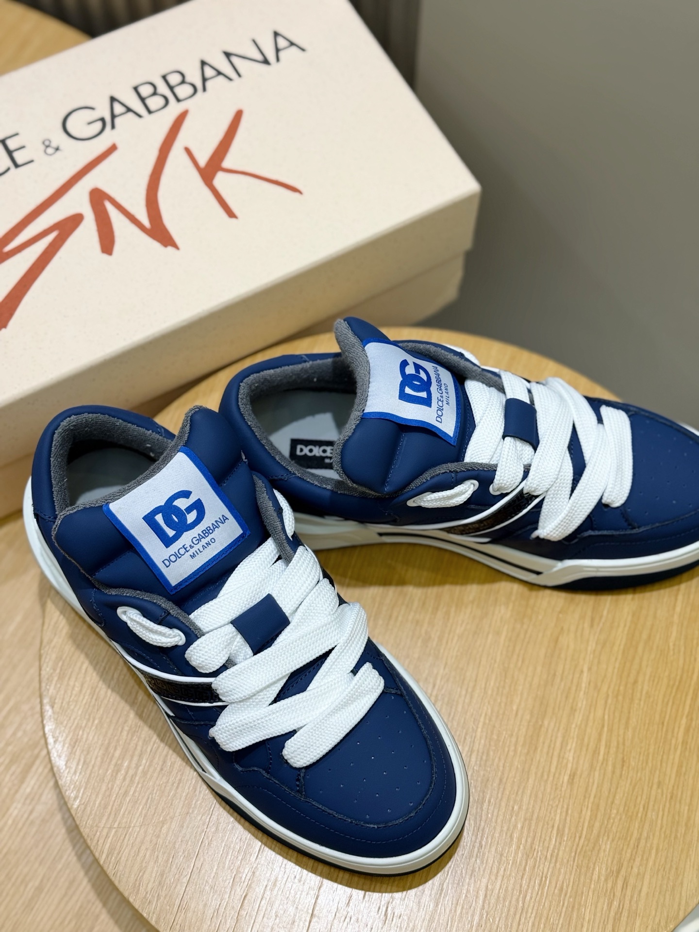 Dolce Gabbana Sneakers S