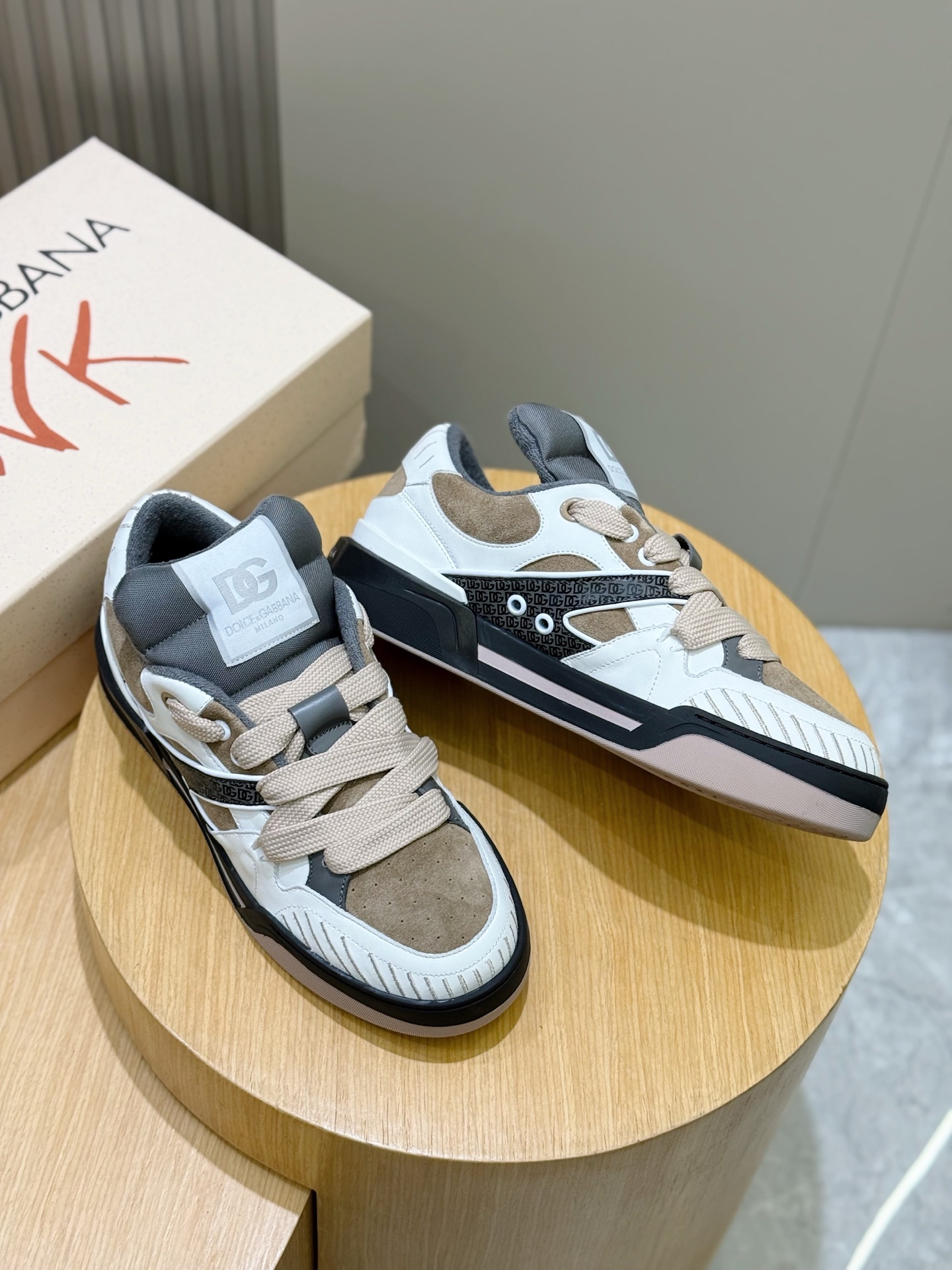 Dolce Gabbana Sneakers S