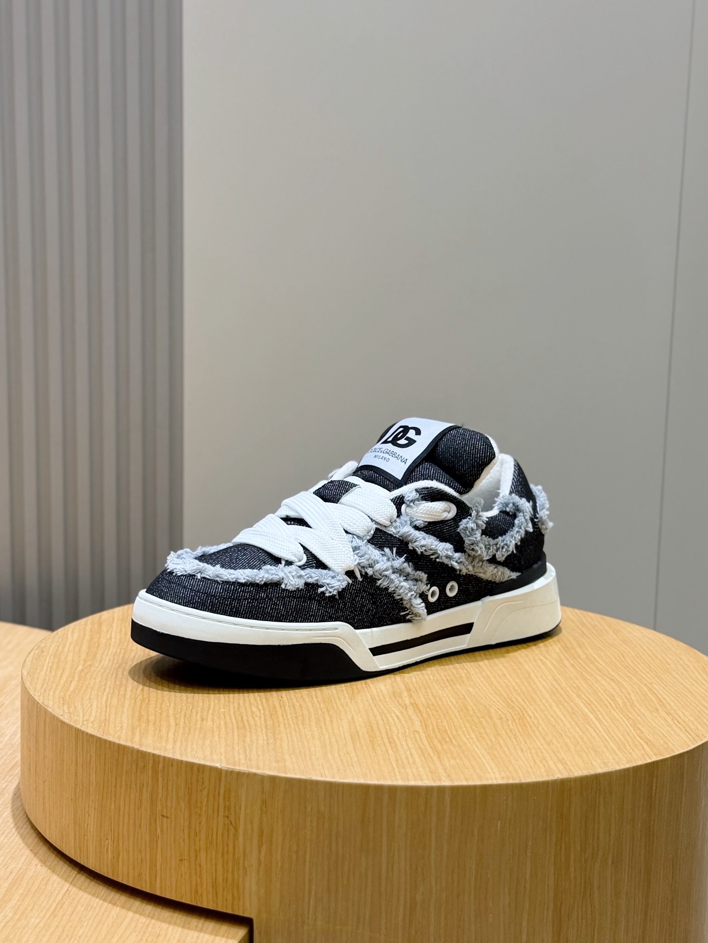 Dolce Gabbana Sneakers S