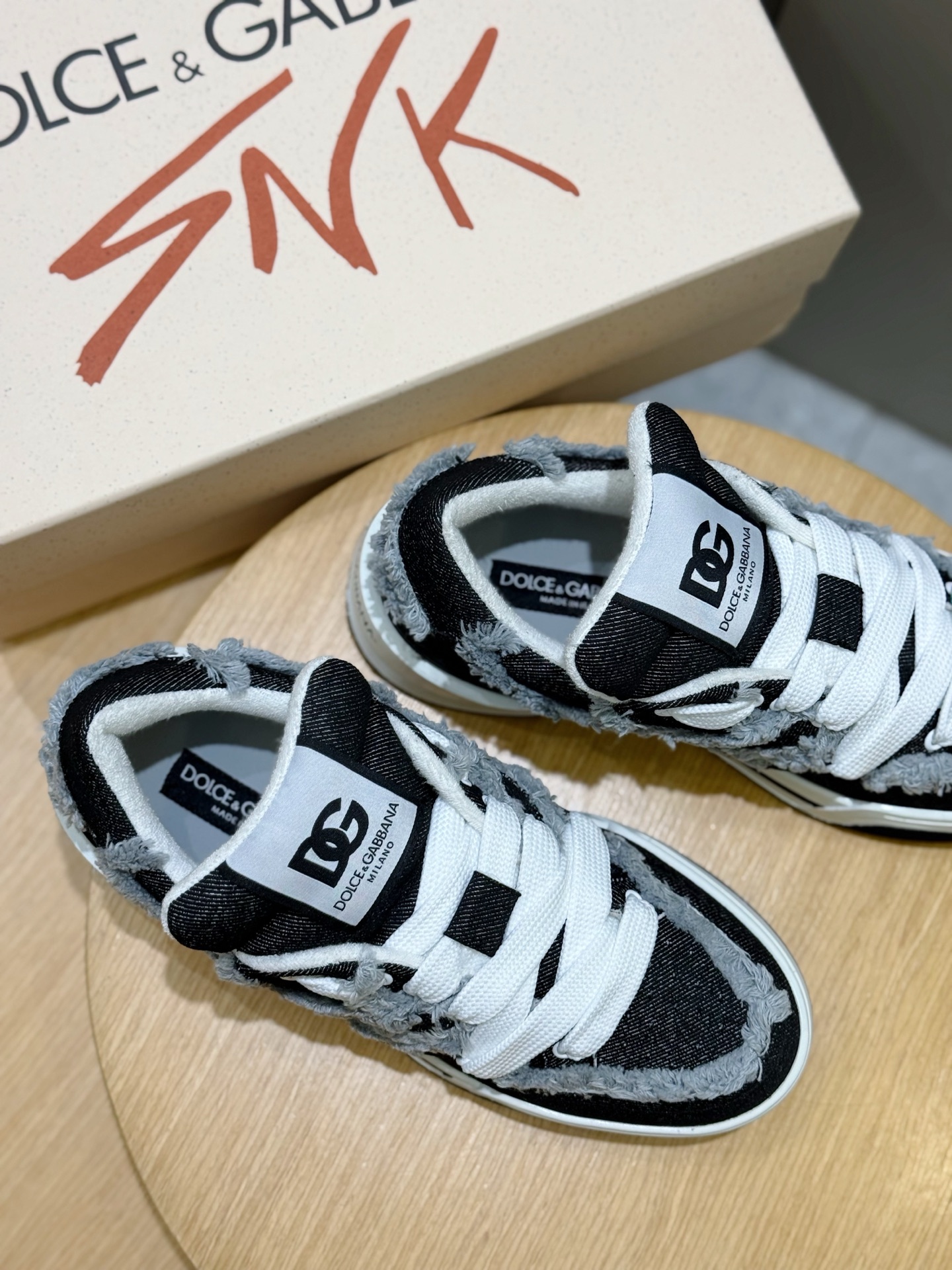 Dolce Gabbana Sneakers S