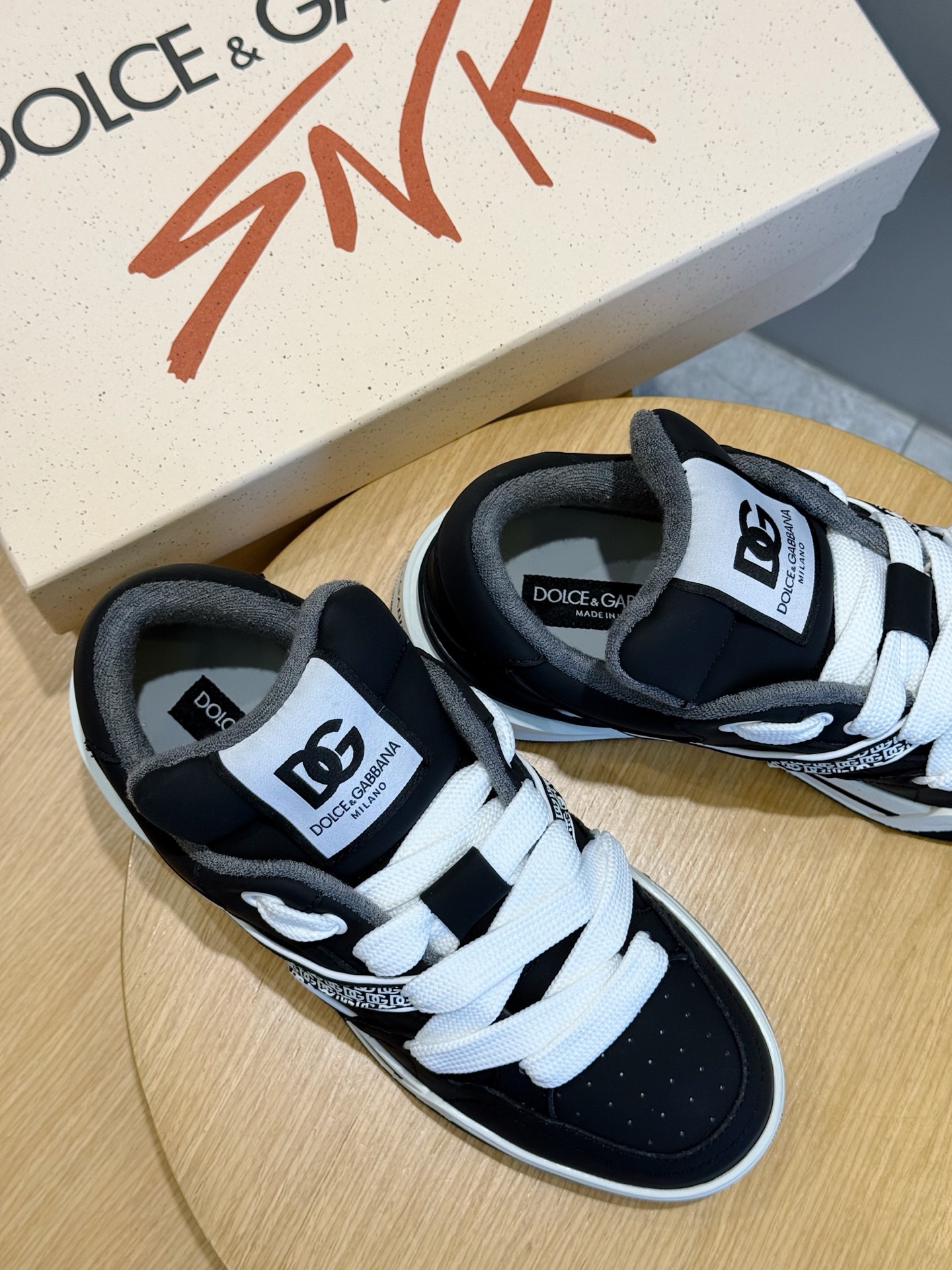 Dolce Gabbana Sneakers S