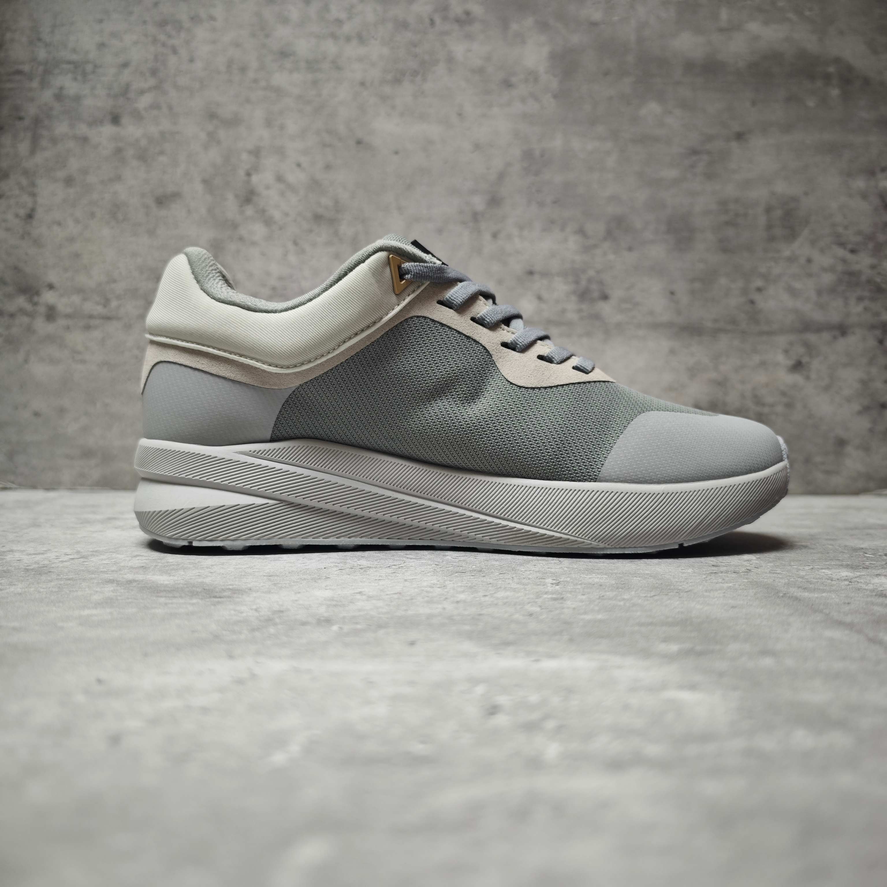 Descente Female Basic Shoes L-s