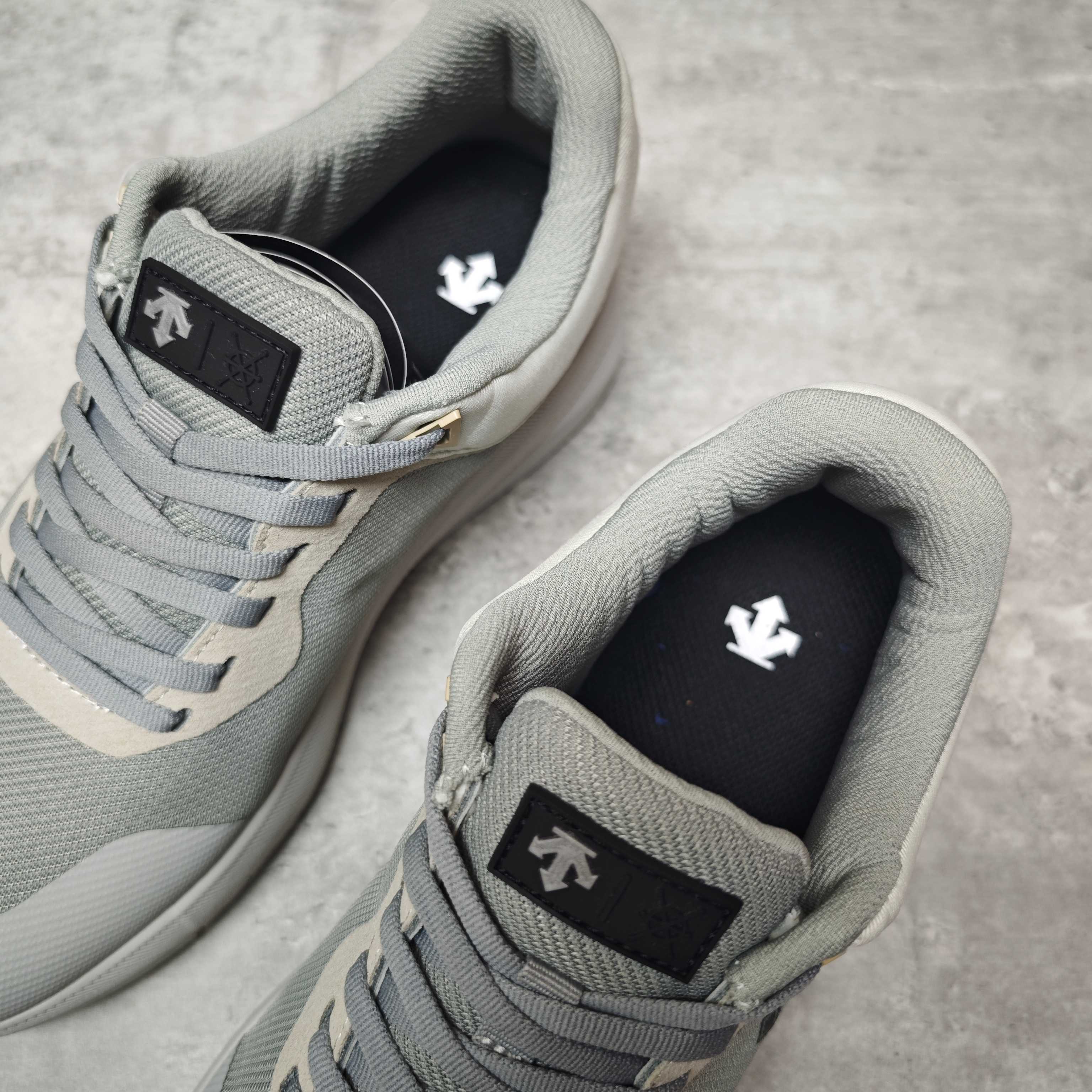 Descente Female Basic Shoes L-s