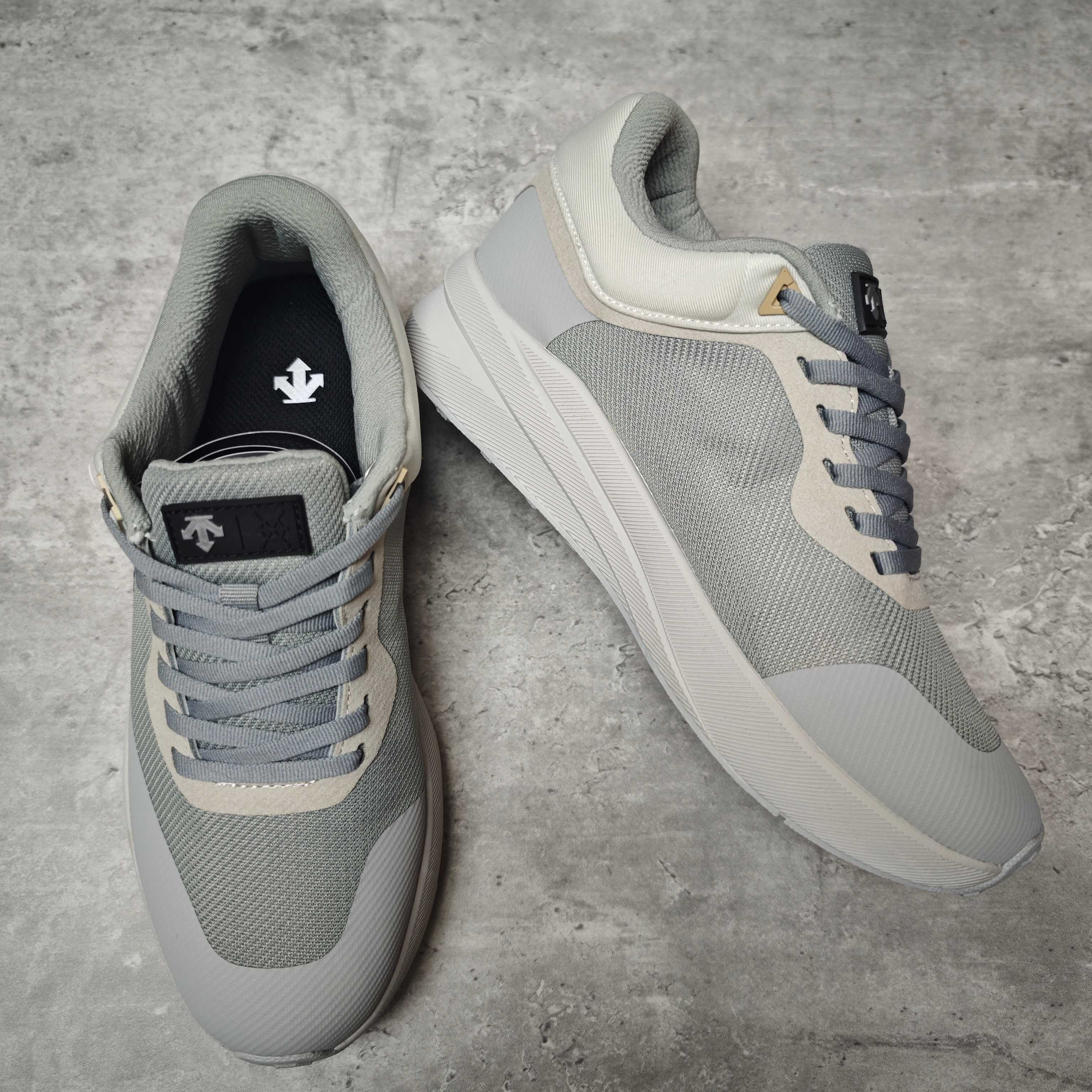 Descente Female Basic Shoes L-s