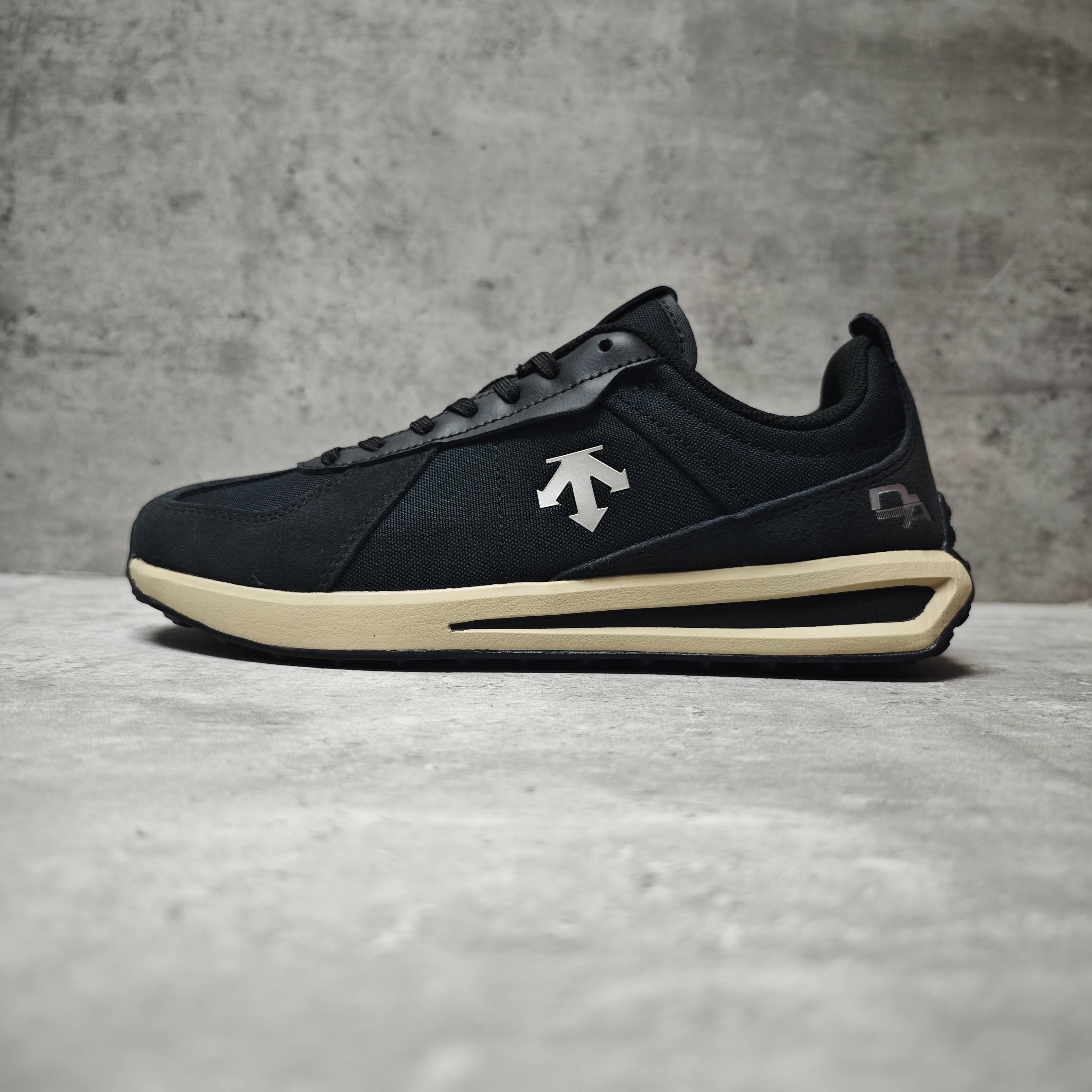 Descente Sneakers Breathable S