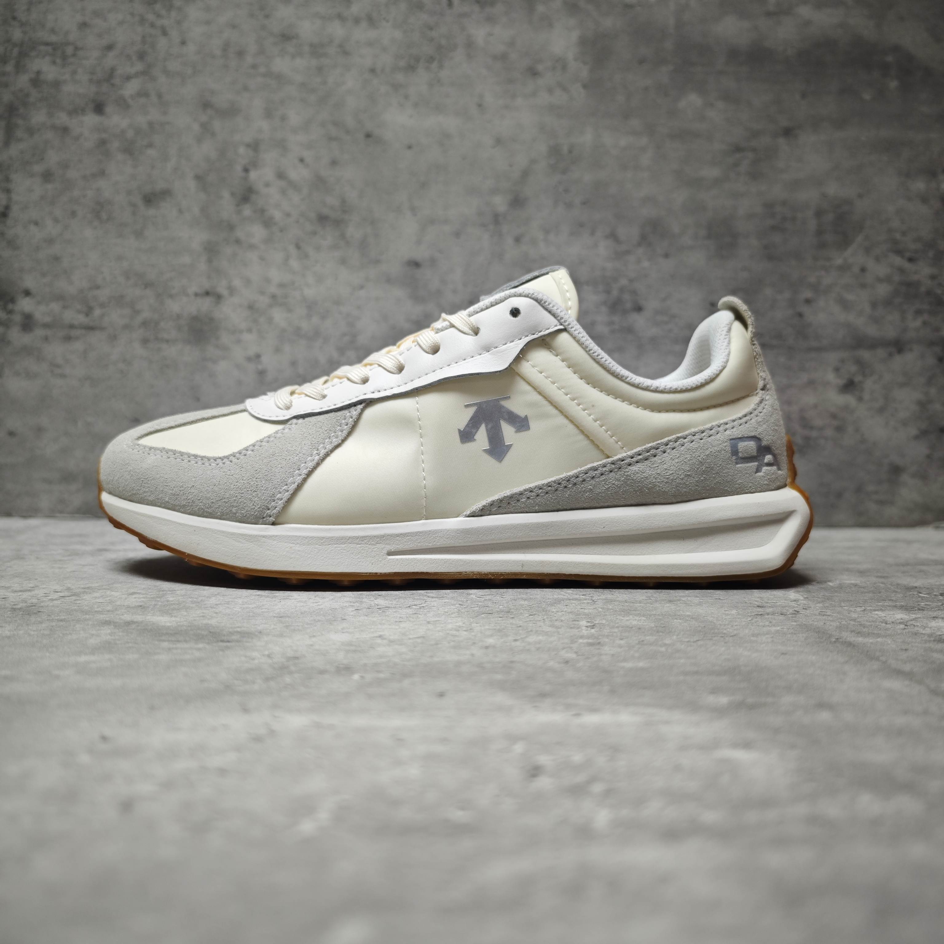 Descente Sneakers Breathable S