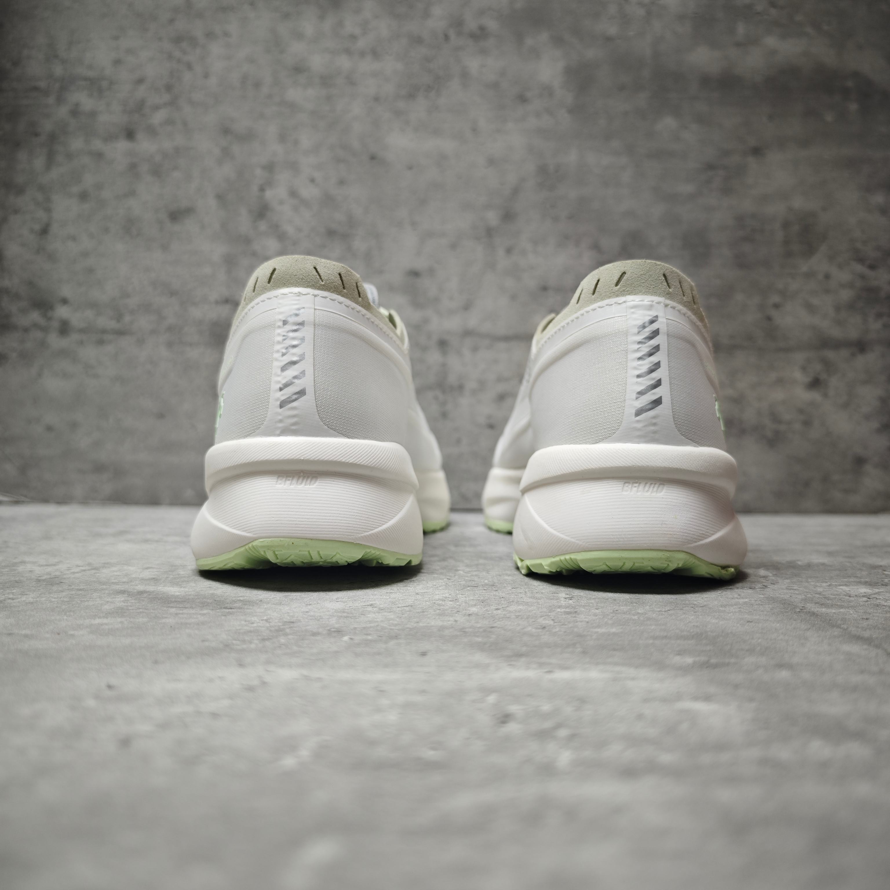 Descente Male Running Shoes Breathable L-s