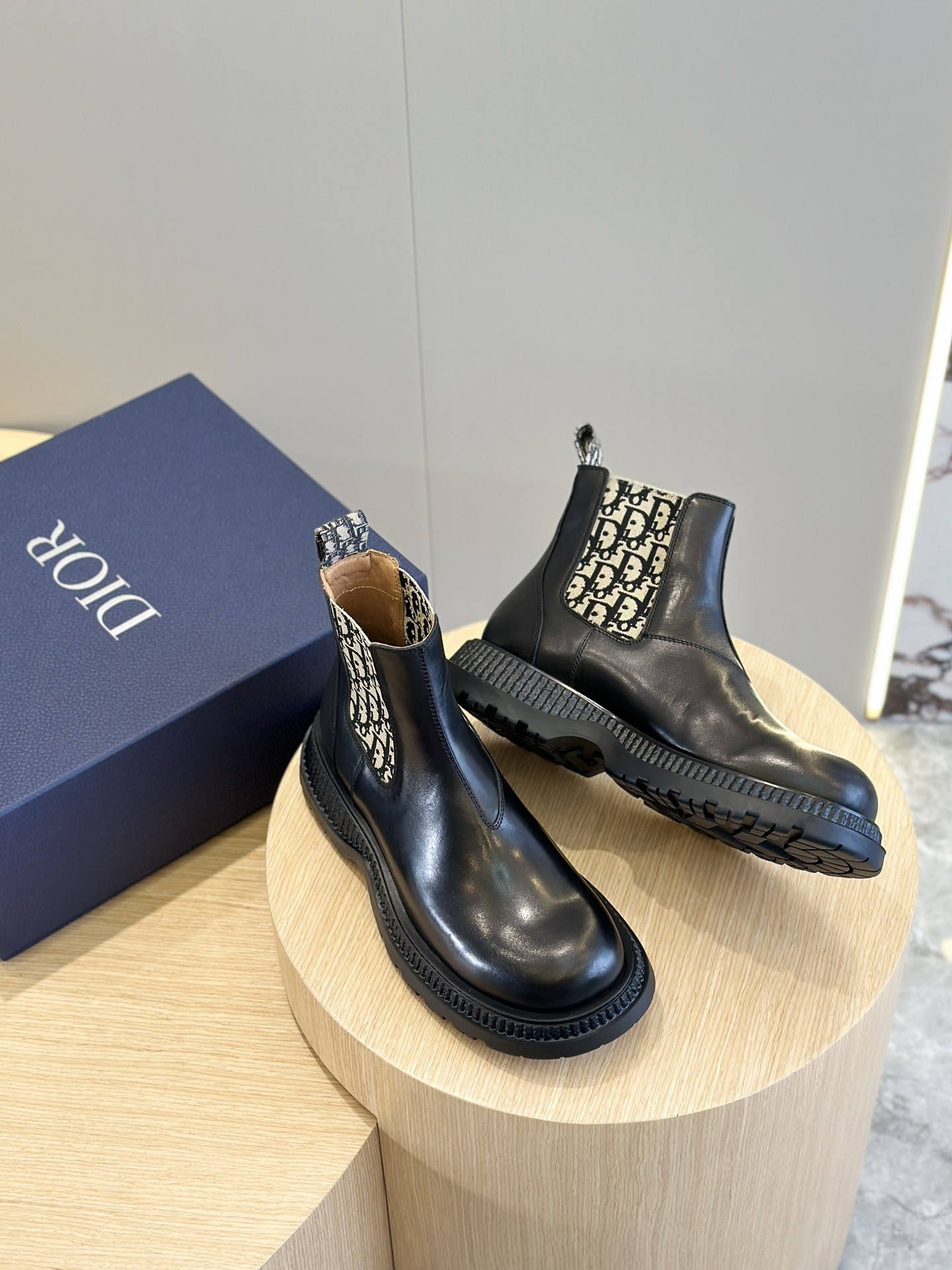 Male Boots Cow Leather Black L-s