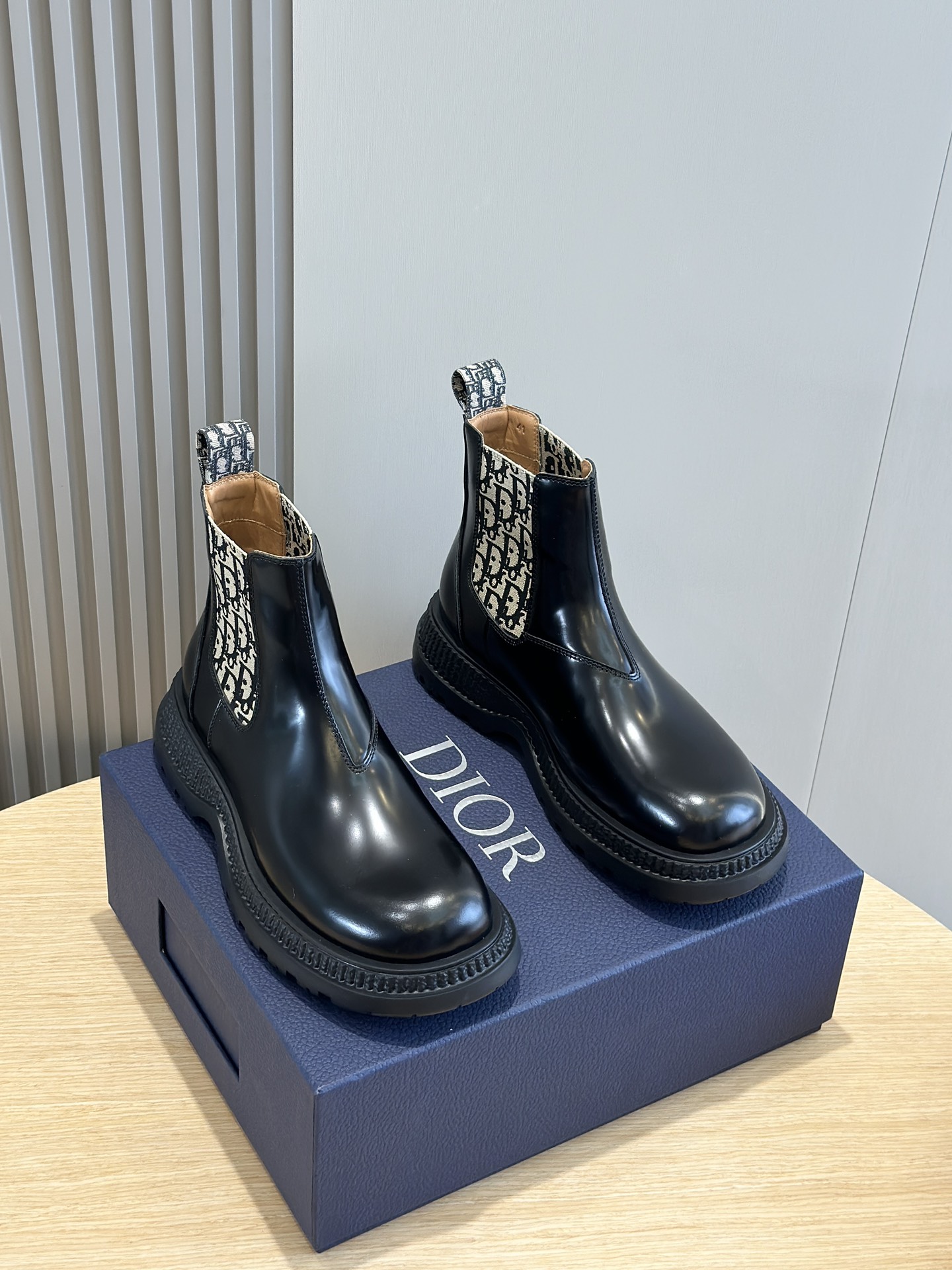 Male Boots Cow Leather Black L-s