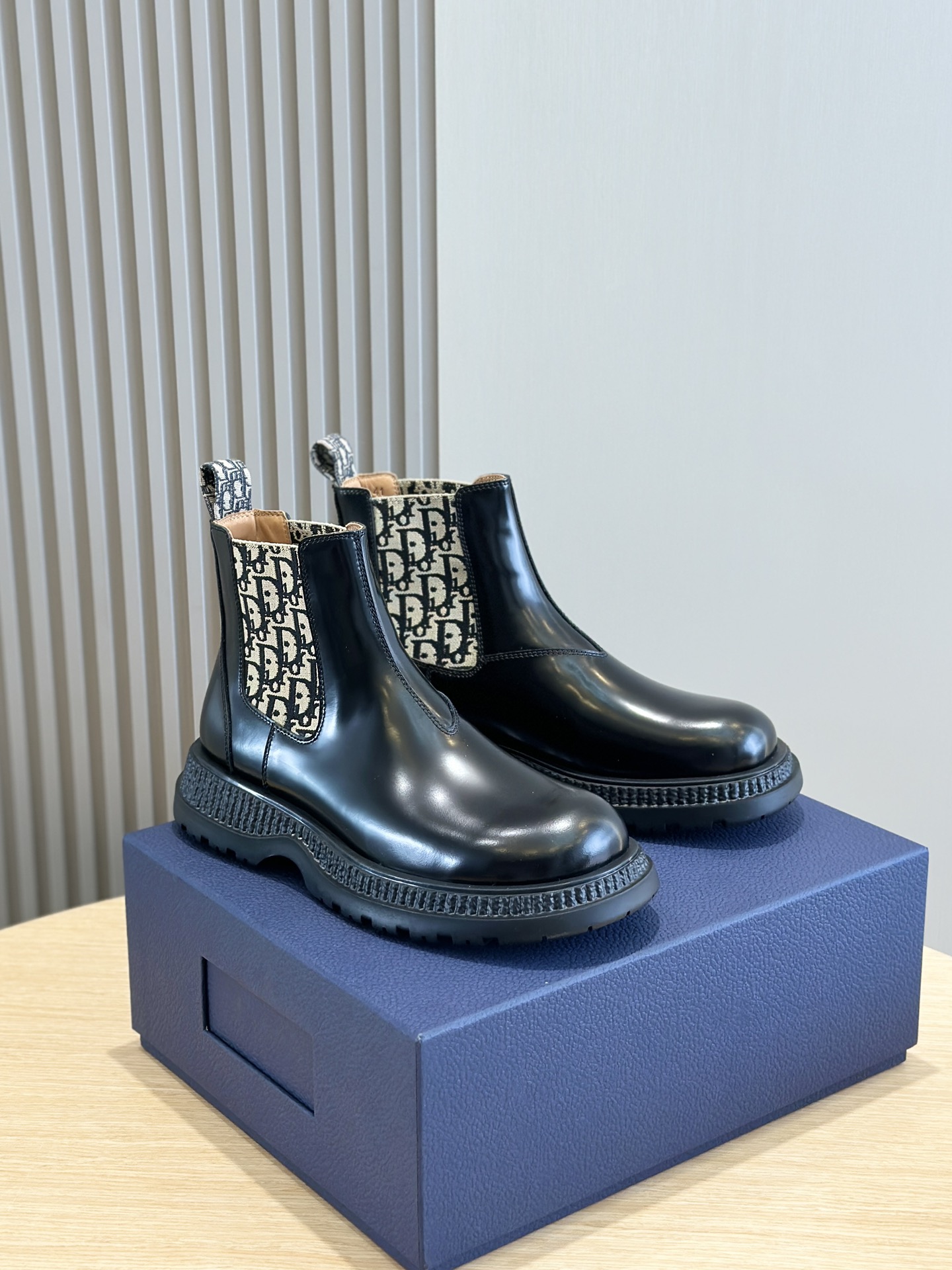 Male Boots Cow Leather Black L-s