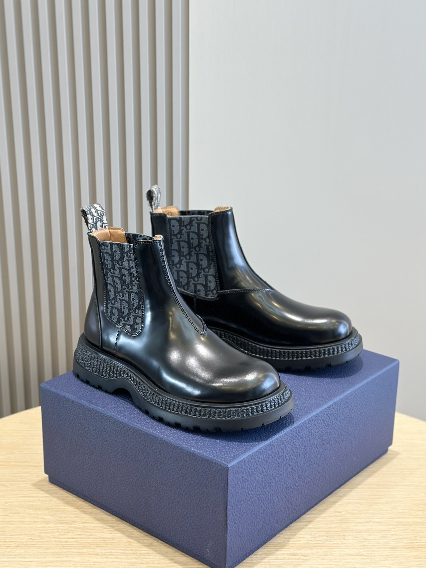 Male Boots Cow Leather Black L-s