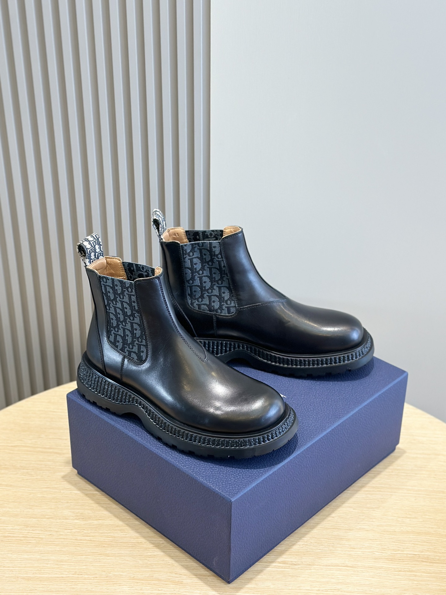 Male Boots Cow Leather Black L-s