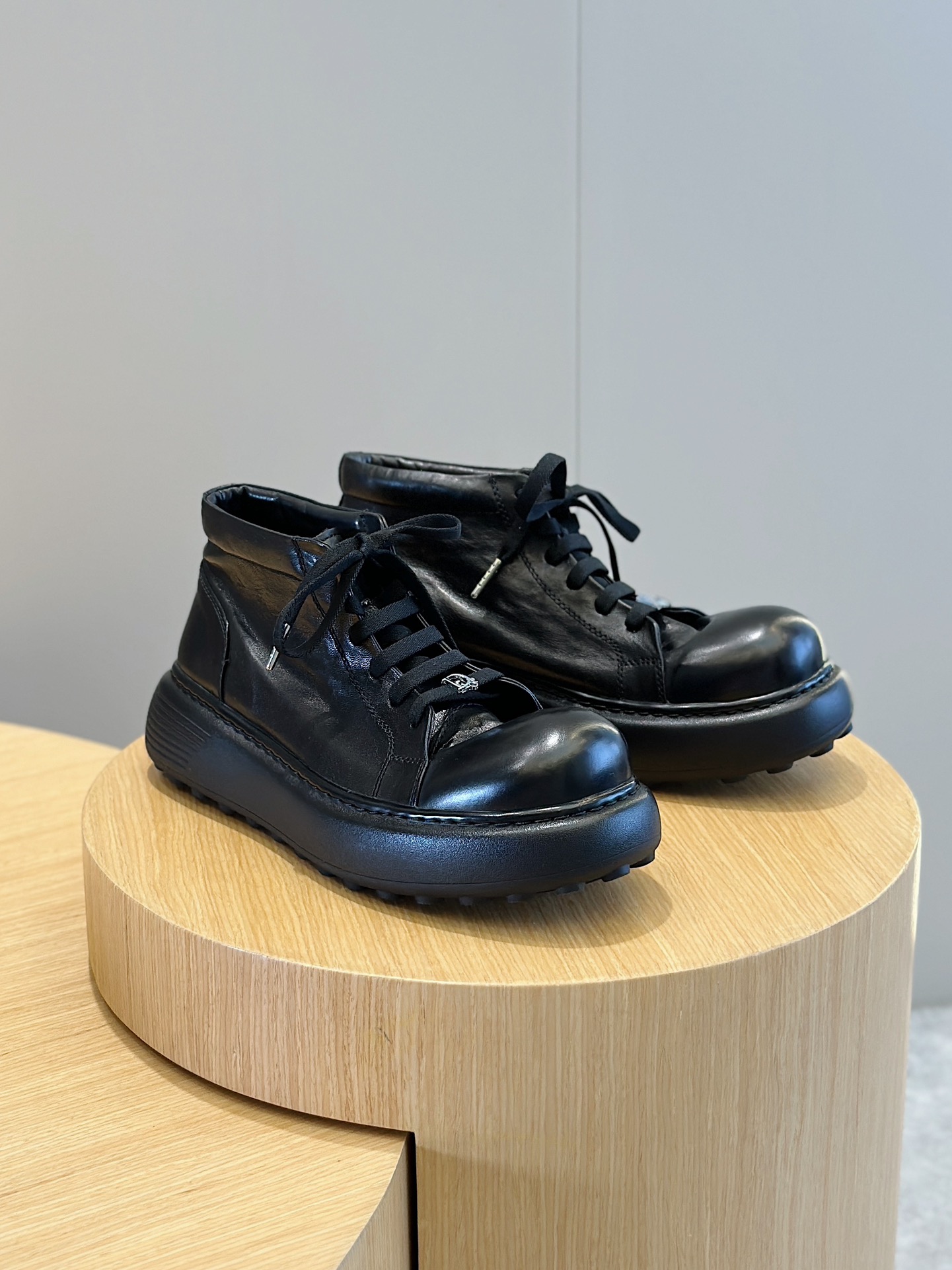 Dior Leather Shoes Cow Leather S