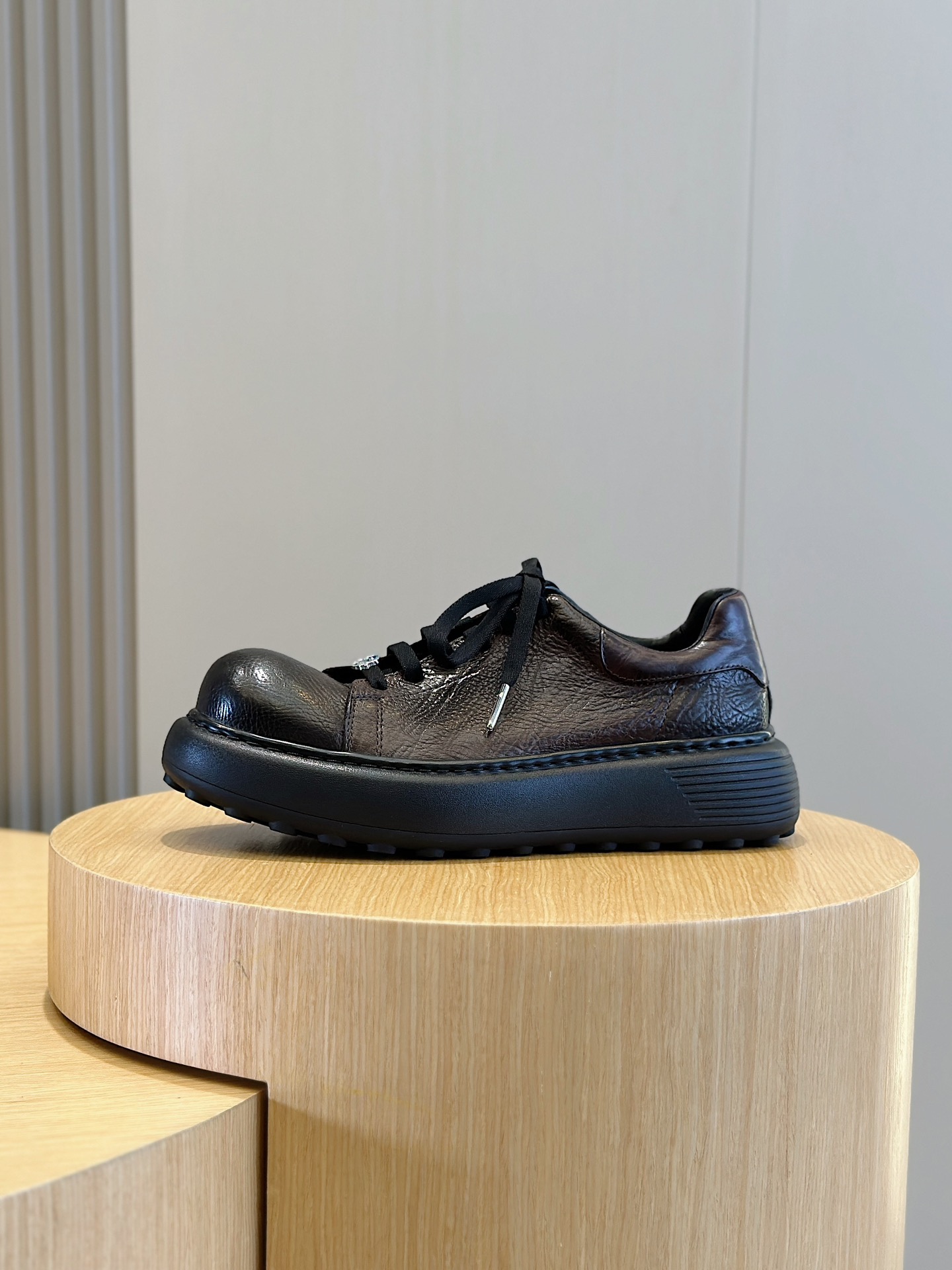 Dior Leather Shoes Cow Leather S