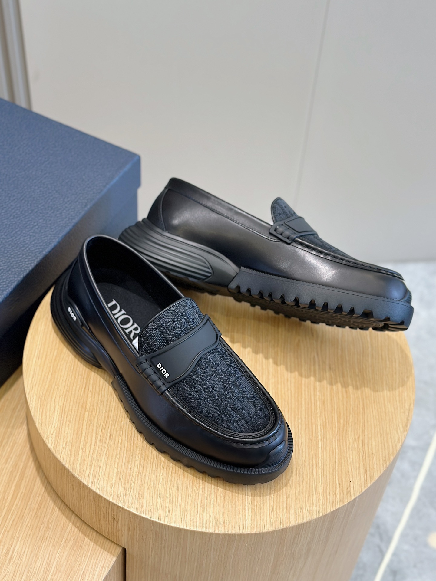 Dior Male Loafers Cow Leather Black M-s