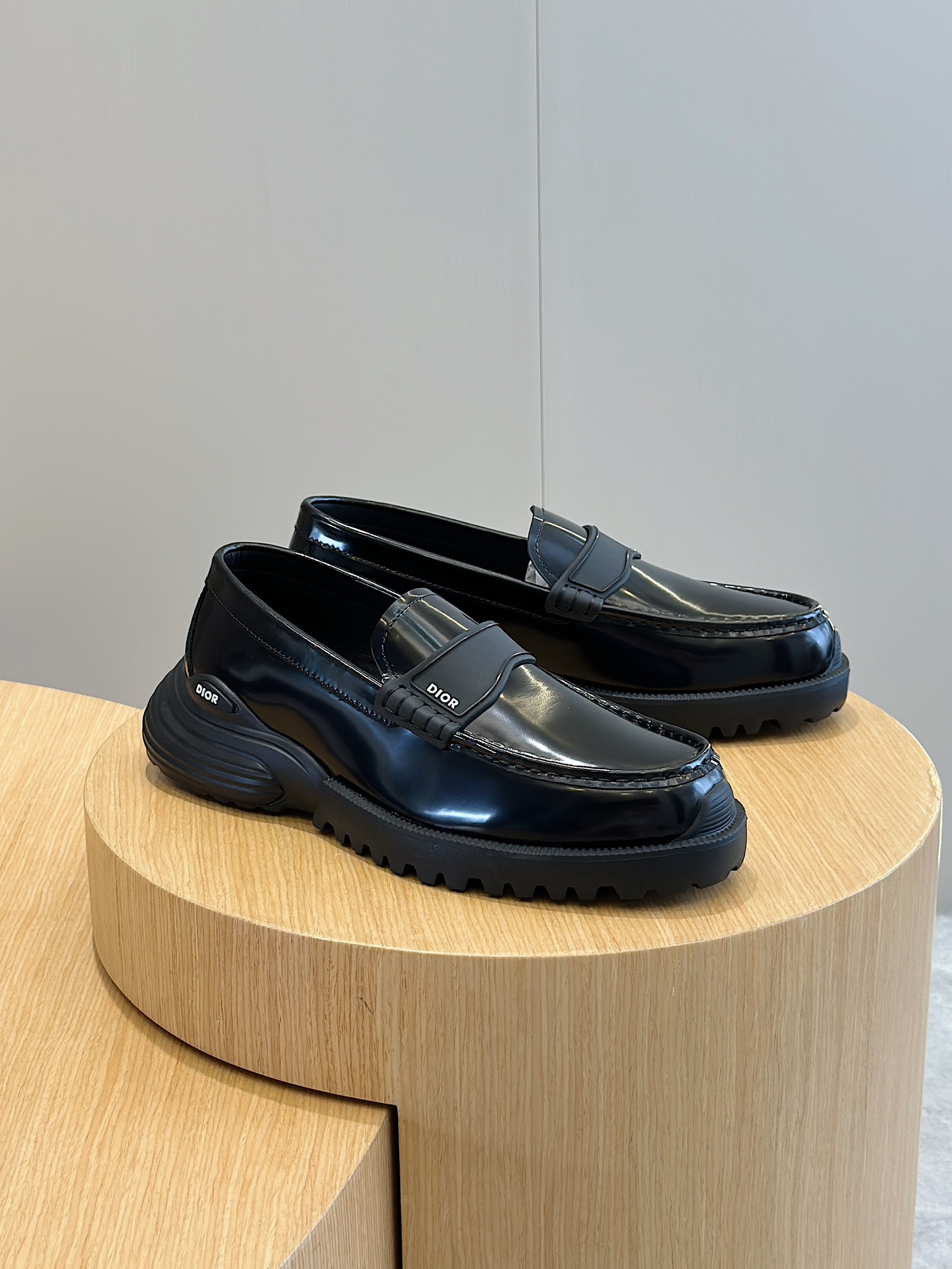 Dior Male Loafers Cow Leather Black M-s