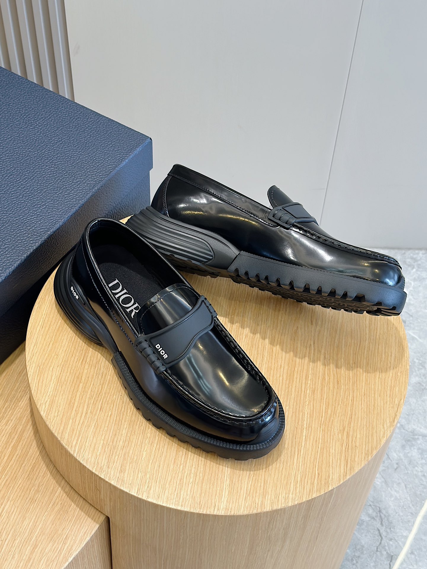 Dior Male Loafers Cow Leather Black M-s