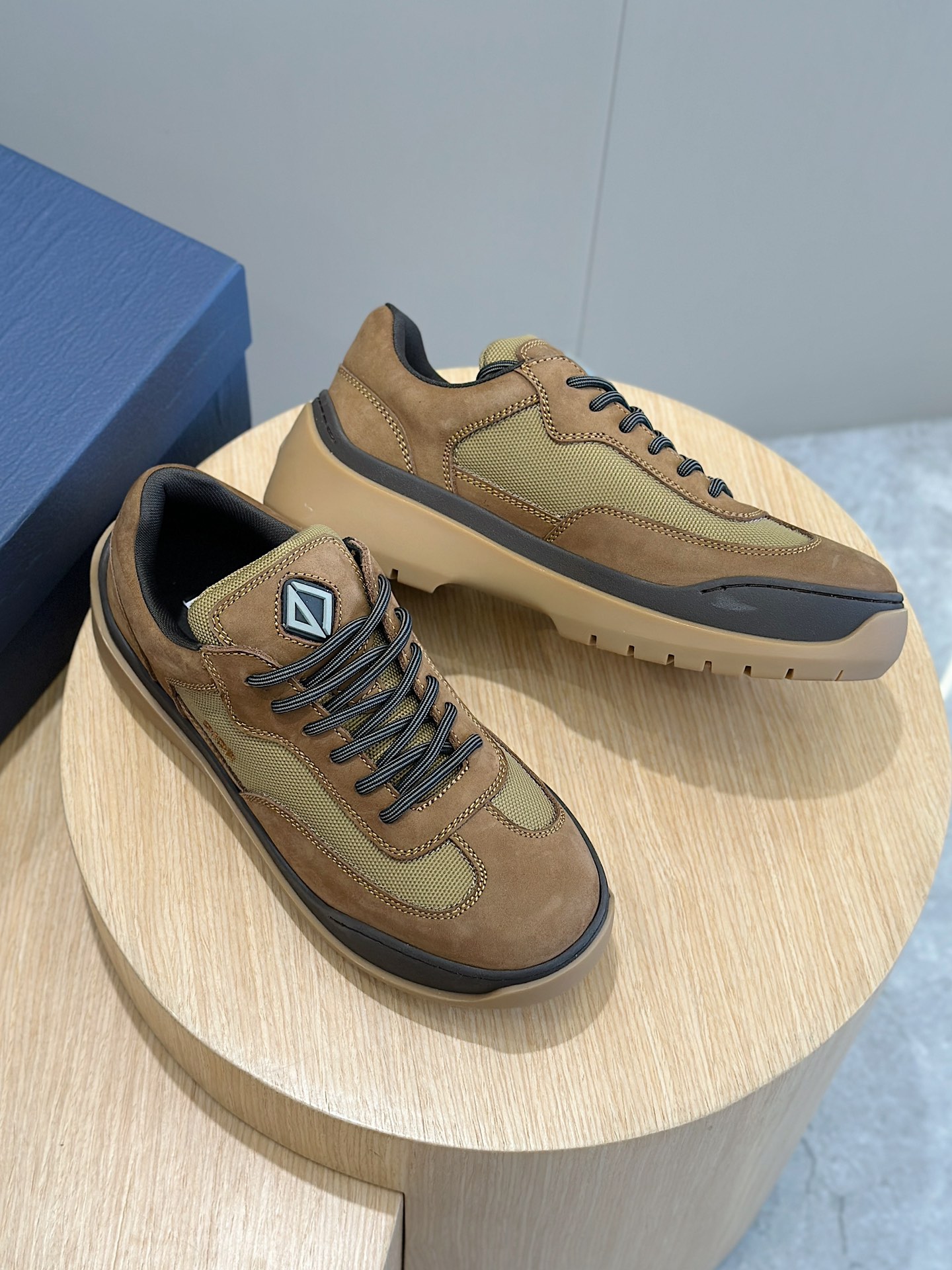 Male Sneakers Shock Absorbing M-l-s